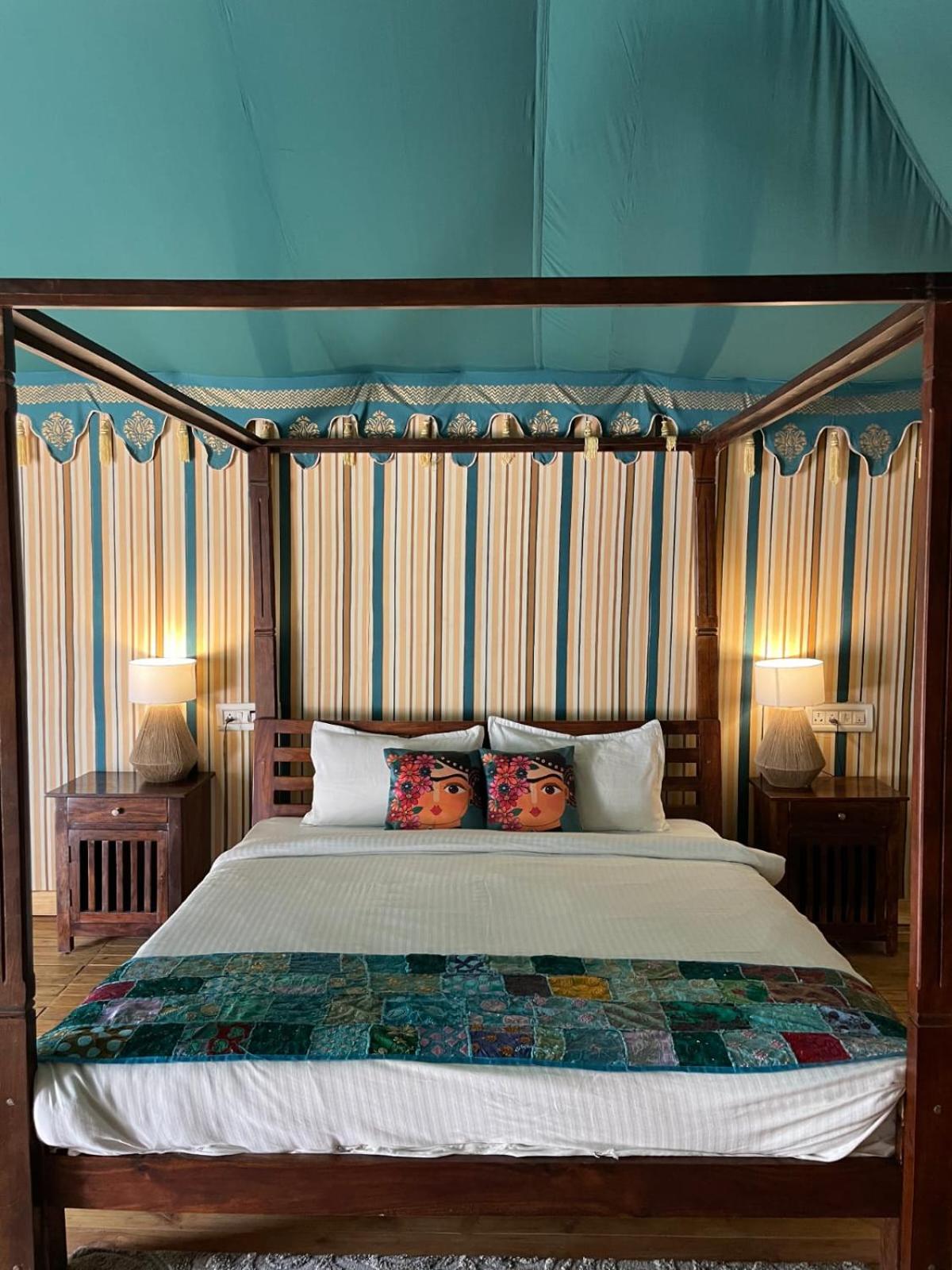 Foothill Pushkar Resort