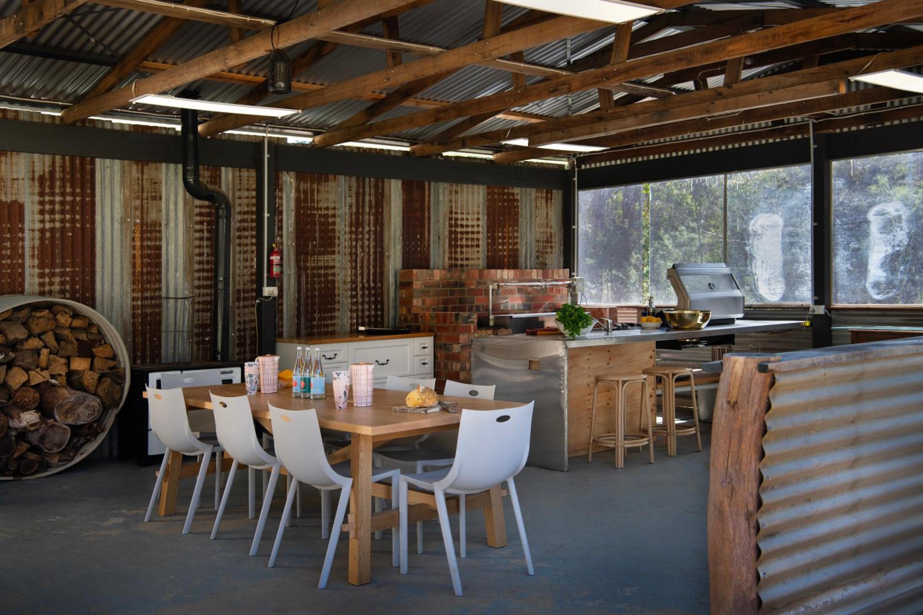 Kangaroo Estate Farmstead 8 bedroom Daylesford 17 Pax Weddings