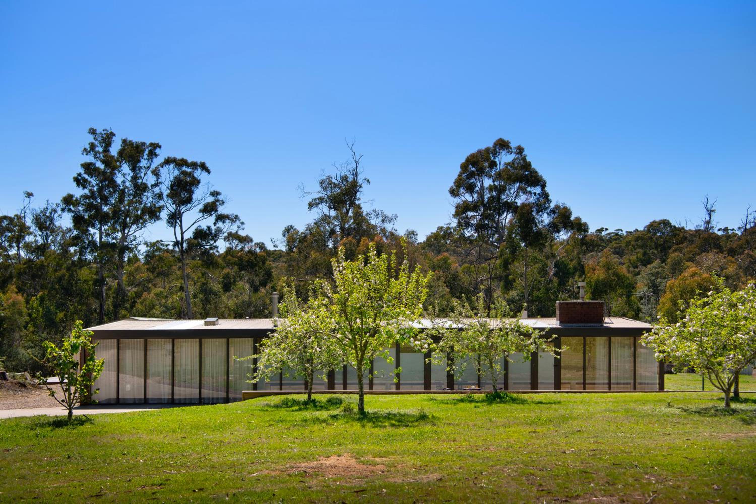 Kangaroo Estate Farmstead 8 bedroom Daylesford 17 Pax Weddings