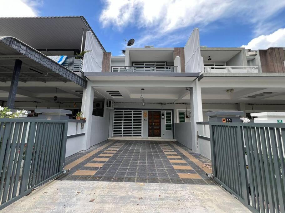 The Five Cottage @ Botani Ipoh photo 1
