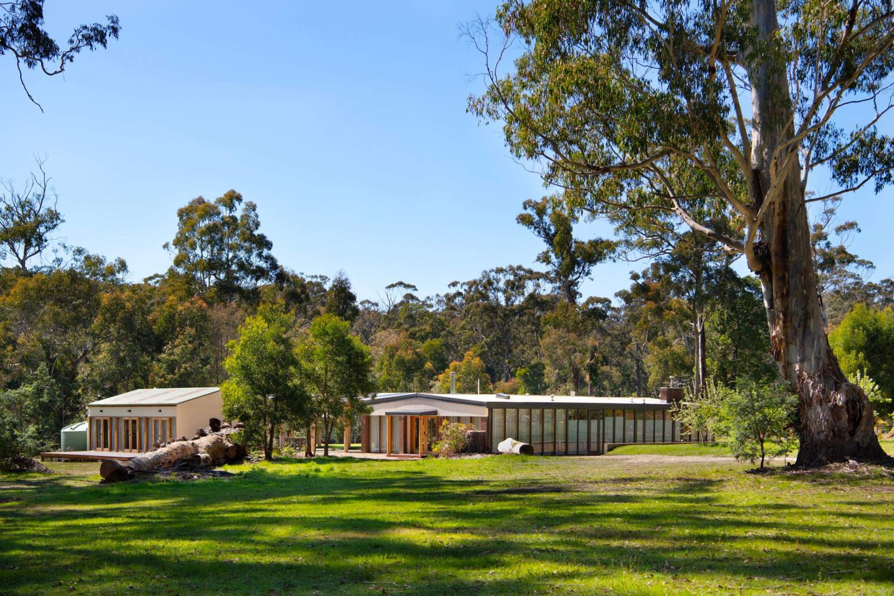 Kangaroo Estate Farmstead 8 bedroom Daylesford 17 Pax Weddings