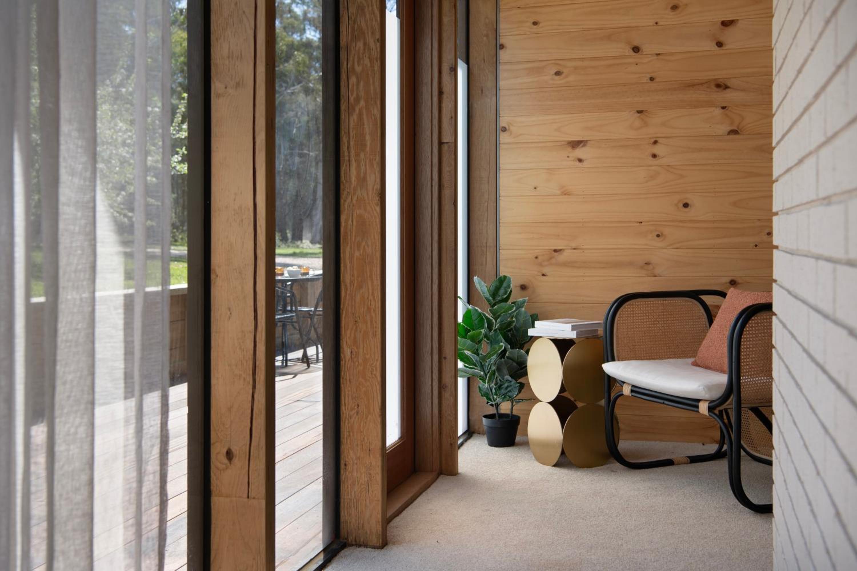 Kangaroo Estate Farmstead 8 bedroom Daylesford 17 Pax Weddings