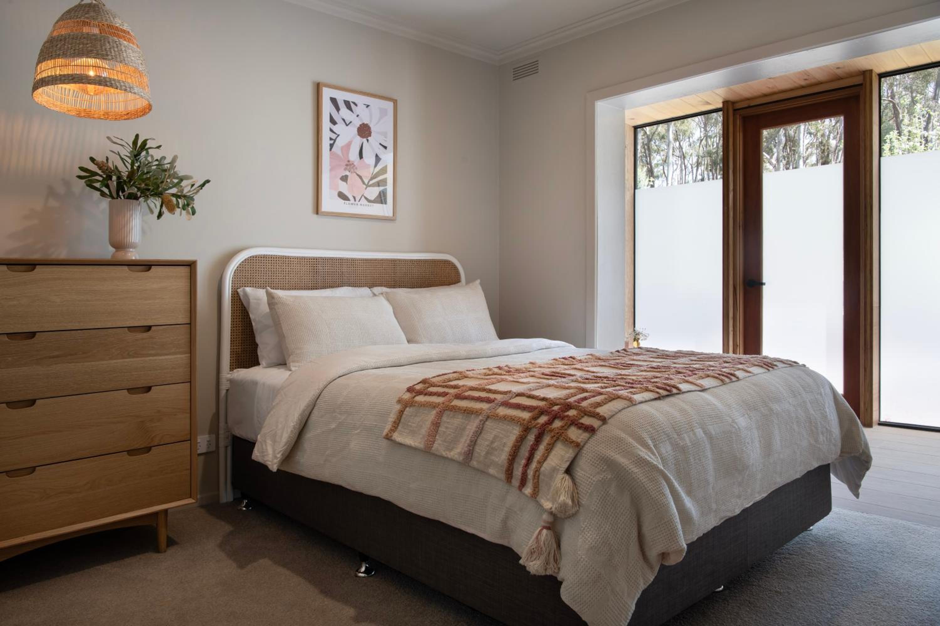 Kangaroo Estate Farmstead 8 bedroom Daylesford 17 Pax Weddings