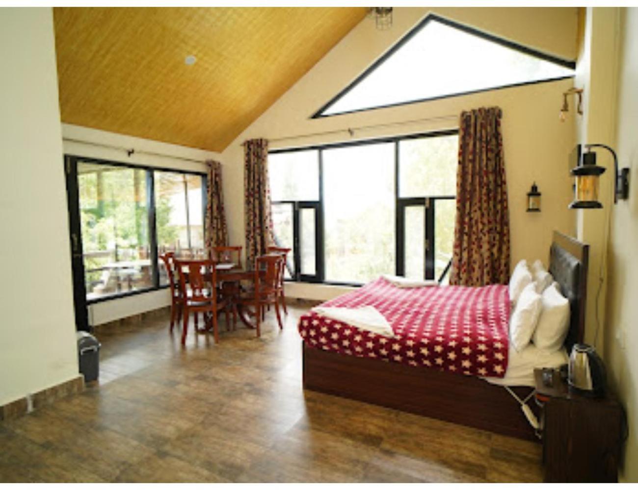 Paradise kabins, srinager J&K view 5