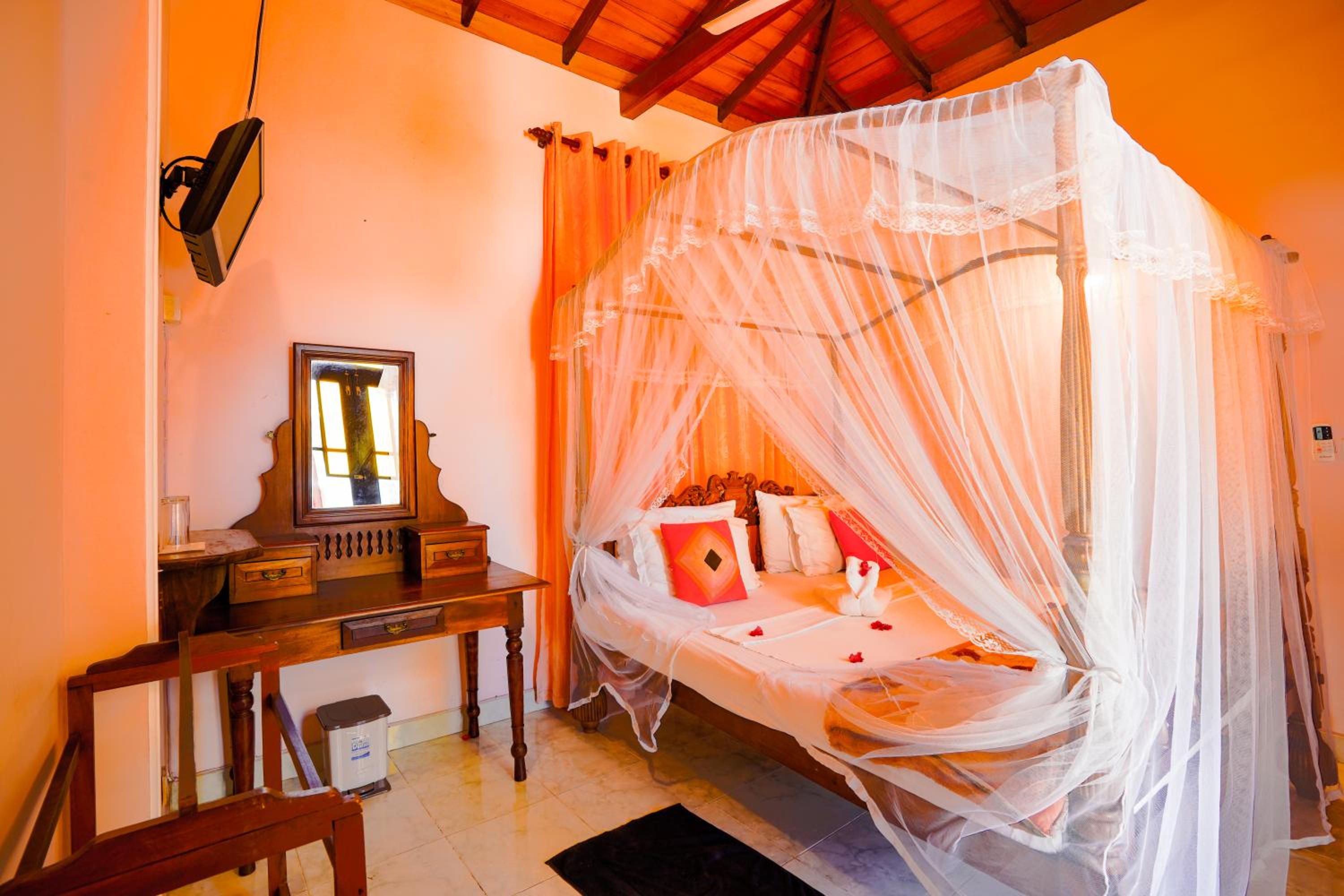 The Frangipani motel