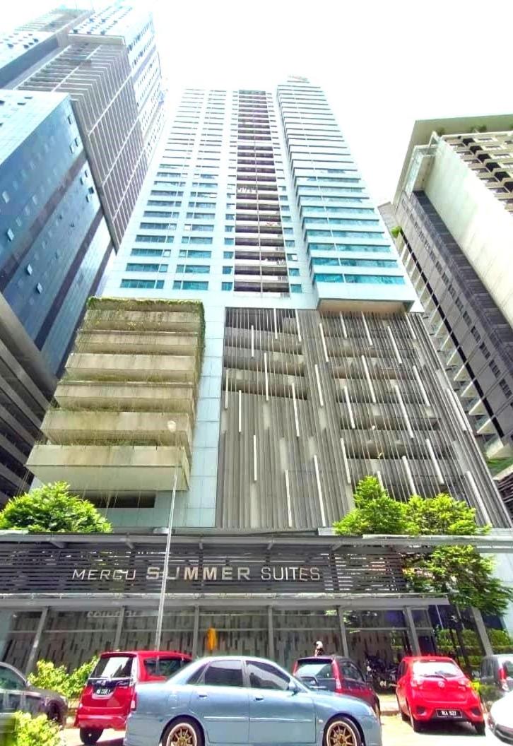 Mercu Summer Suites Klcc by Luxe Residence