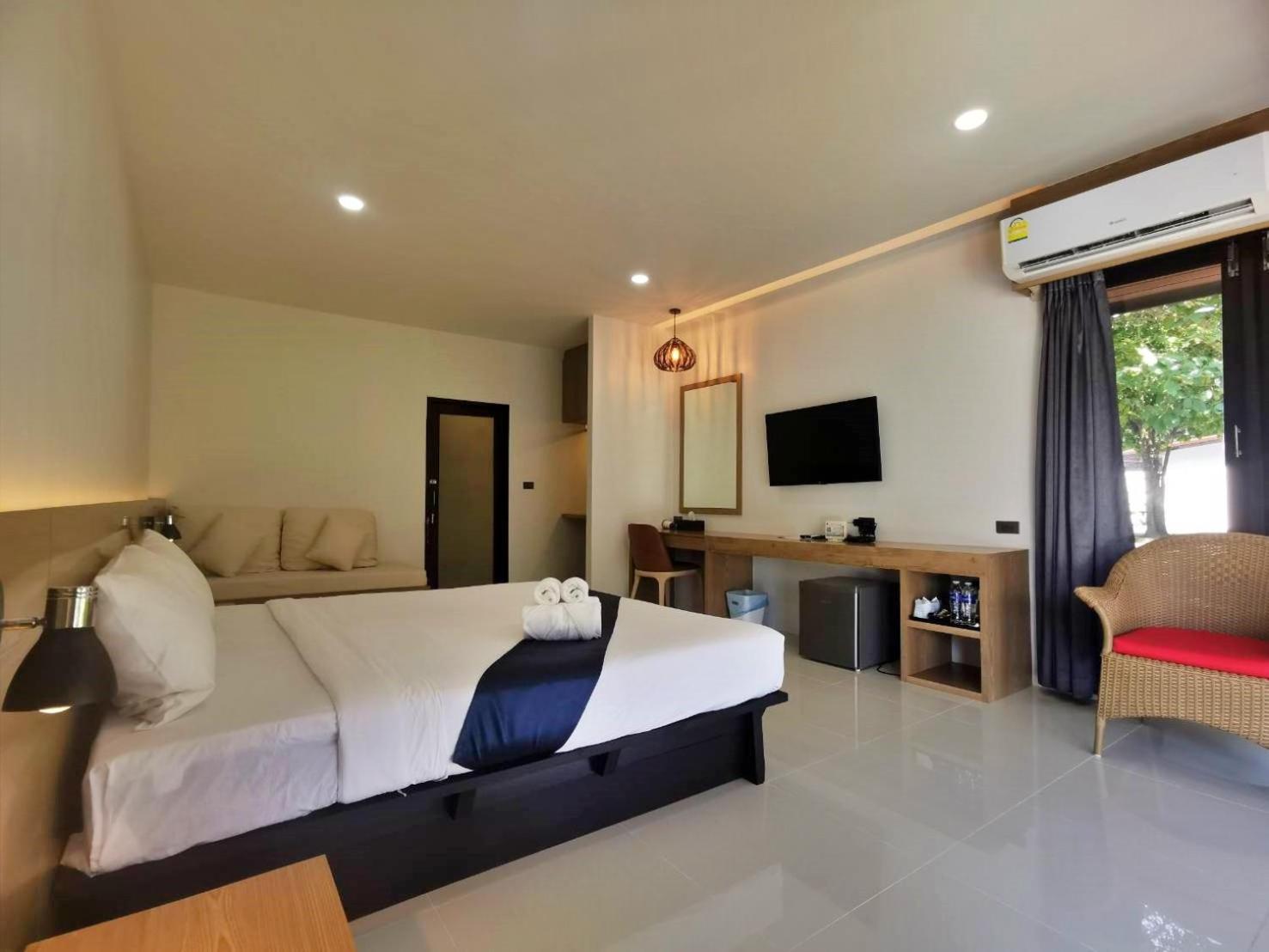 Nana Beach Hotel & Resort