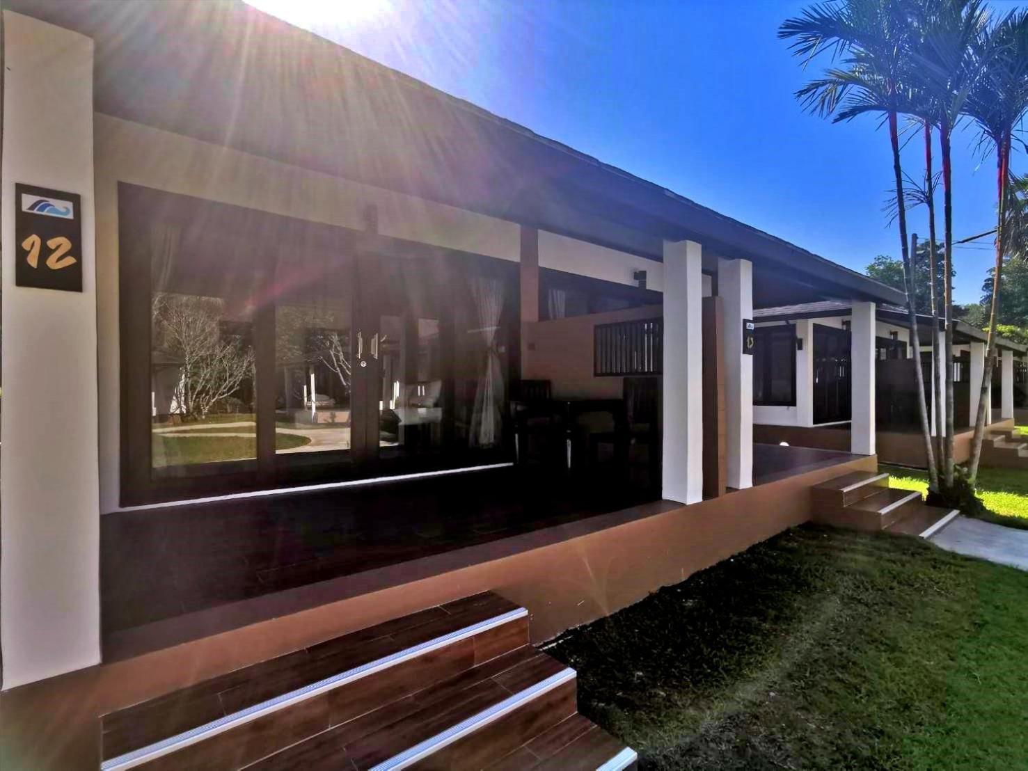 Nana Beach Hotel & Resort