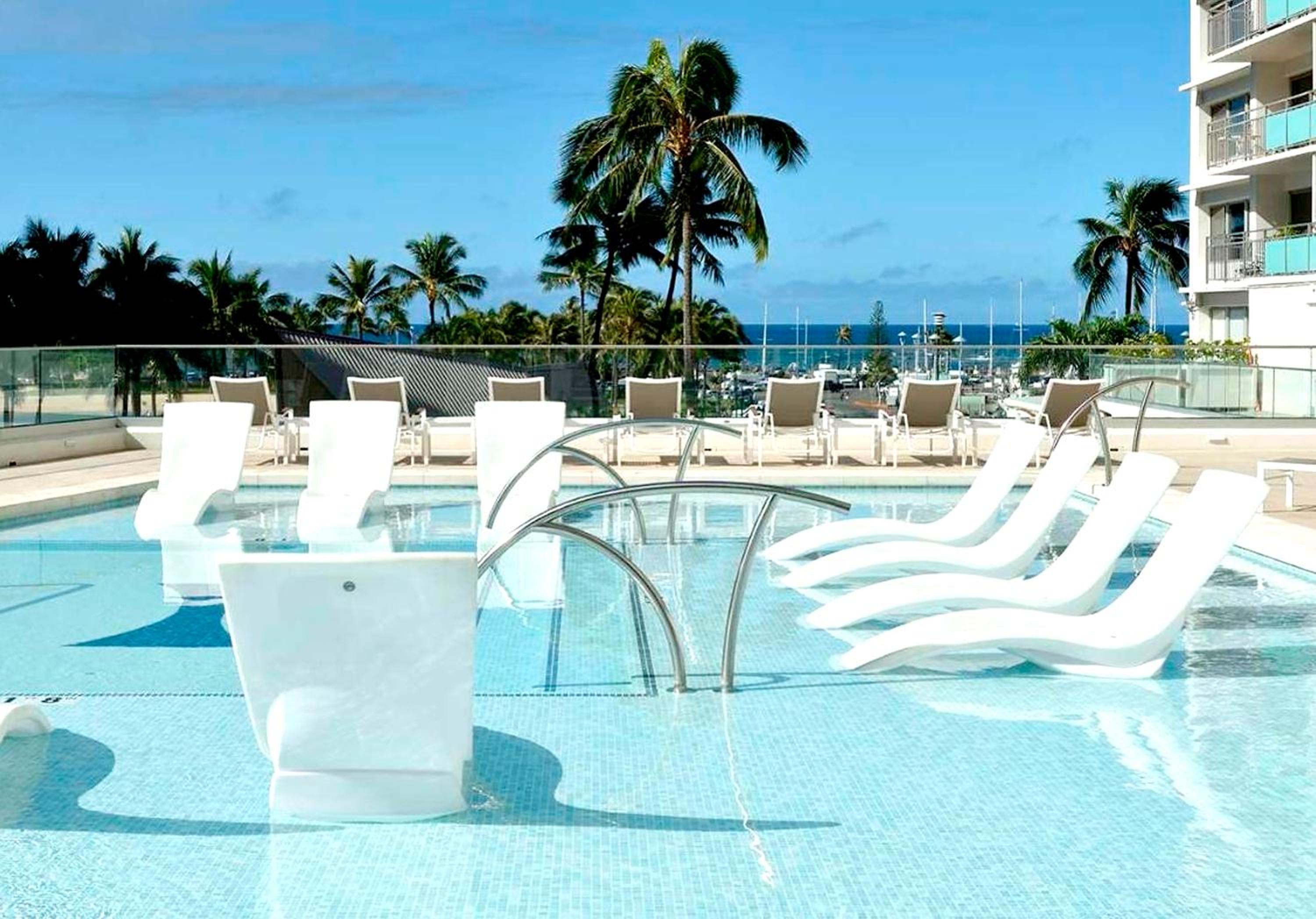 Ocean View Waikiki Luxury Ilikai view 4