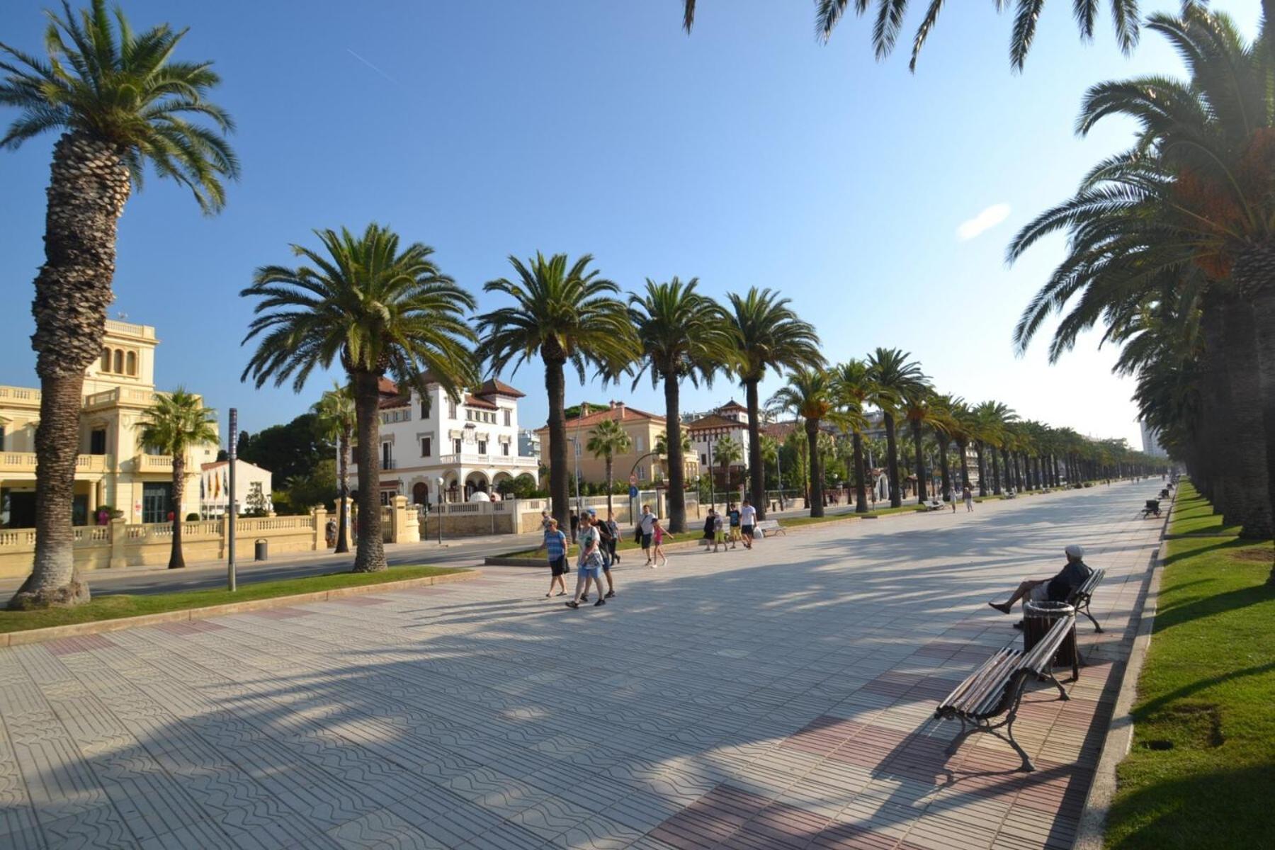 Apartamento con piscina en Salou
