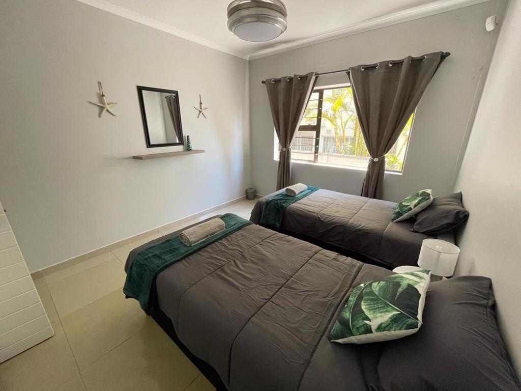 Two-Palms Holiday Home view 3