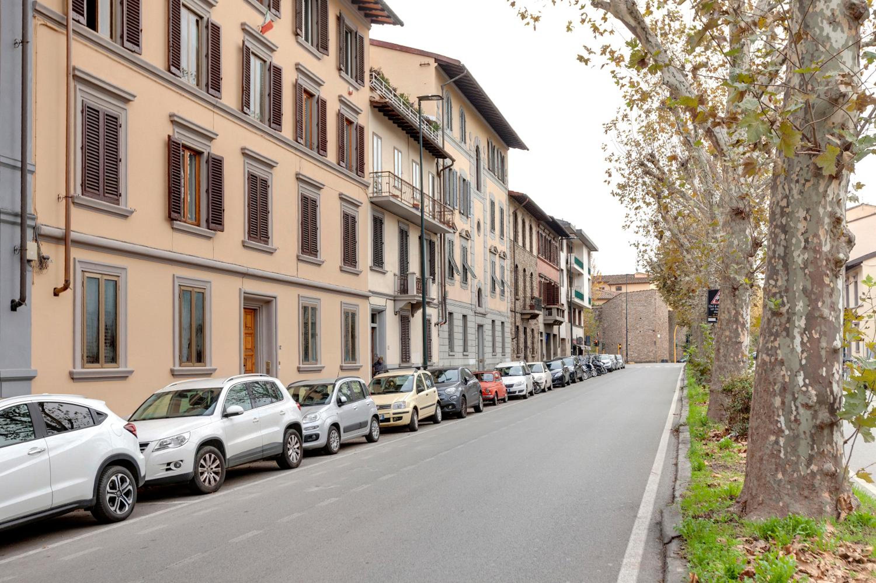 Aleardi Roof Apartment by Mamo Florence