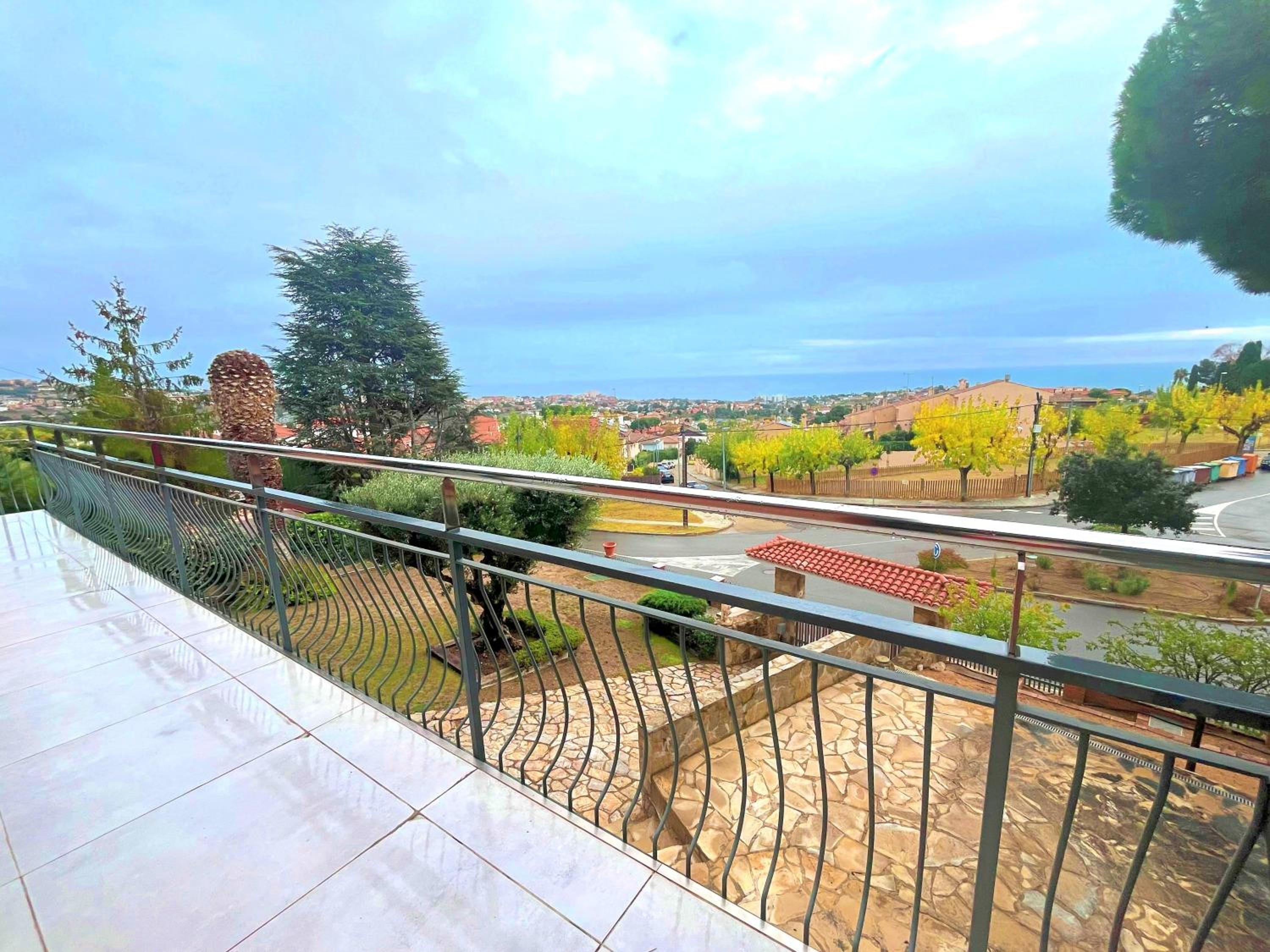 Espectacular casa de diseño alto standing