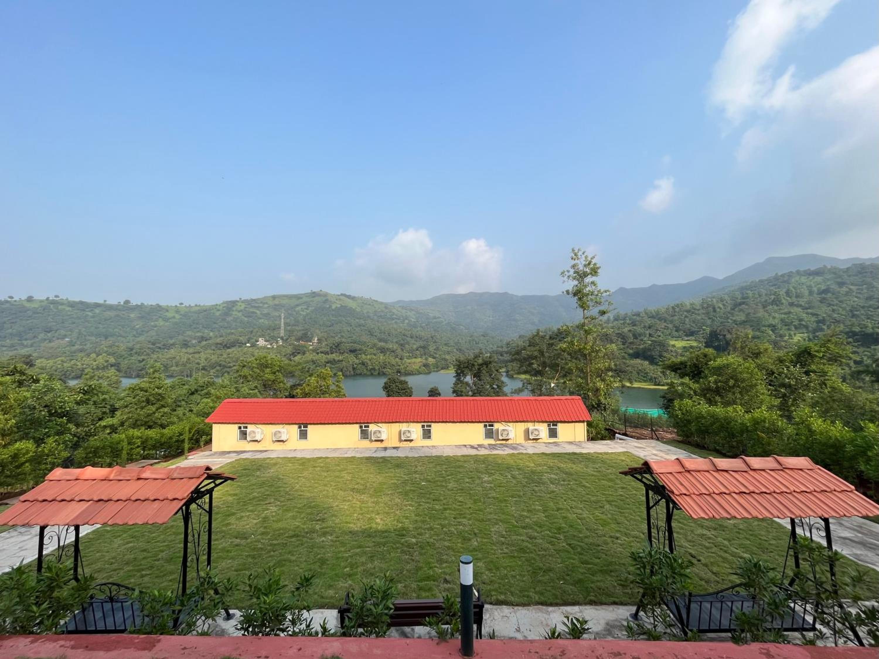 VRISA Mountain Retreat view 3