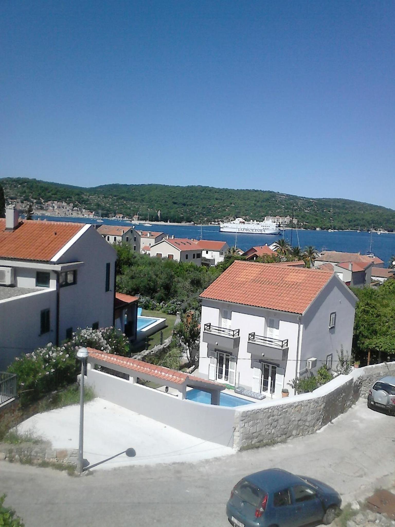 Photo 47
