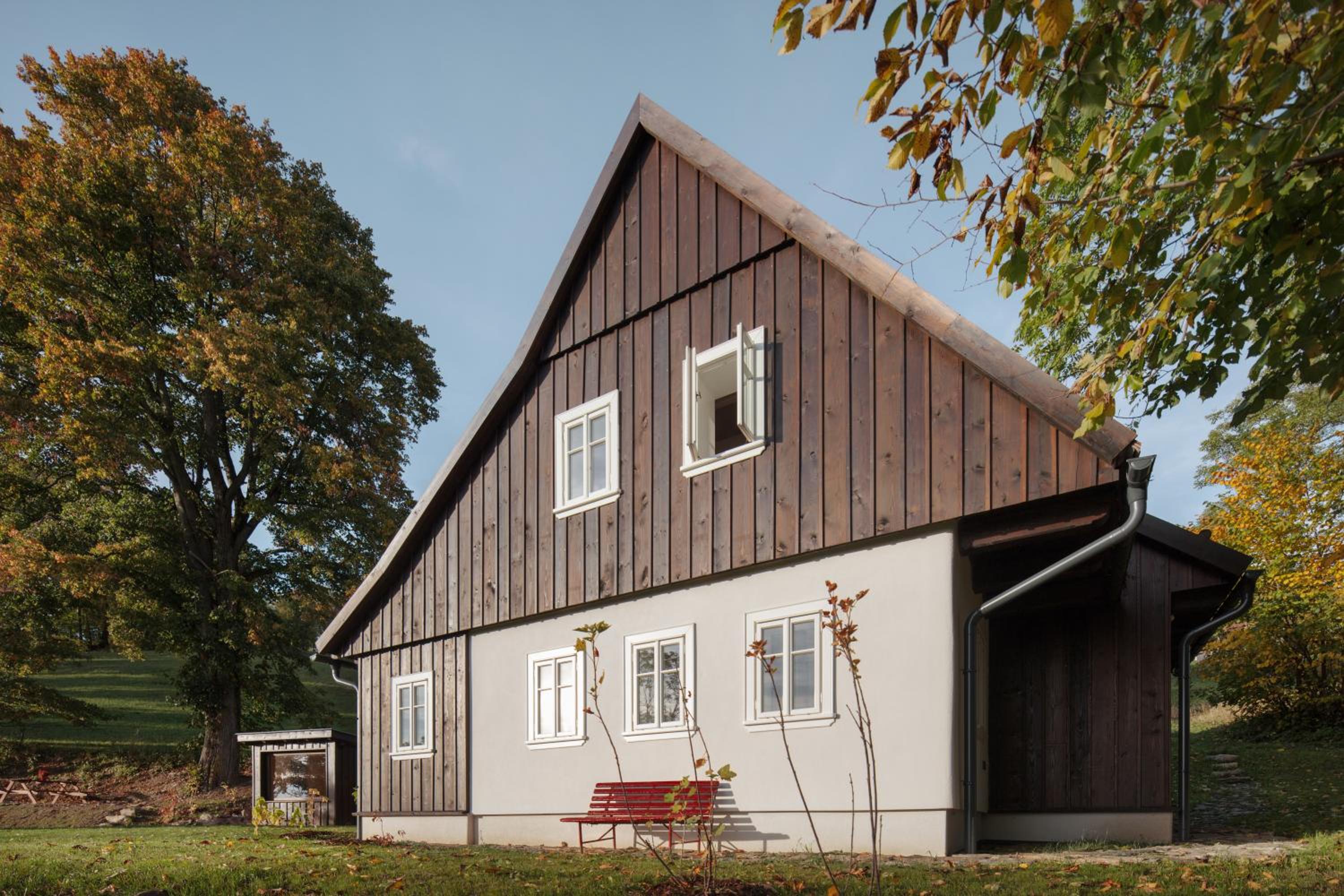 Chaloupka Dvě Sestry