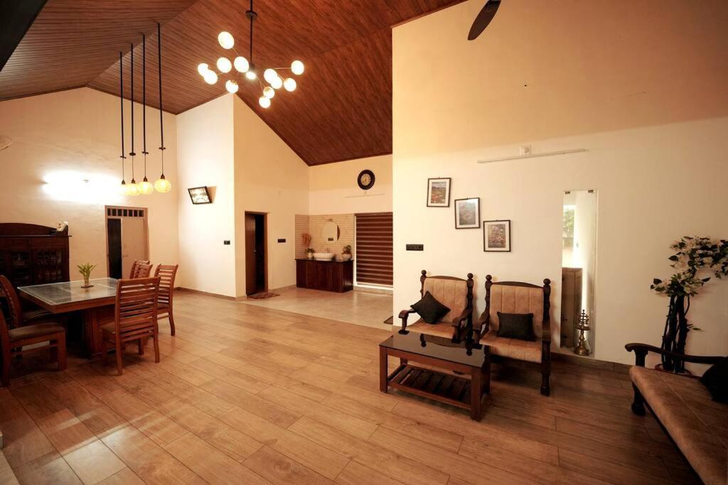 Thekkaniyil Homestay