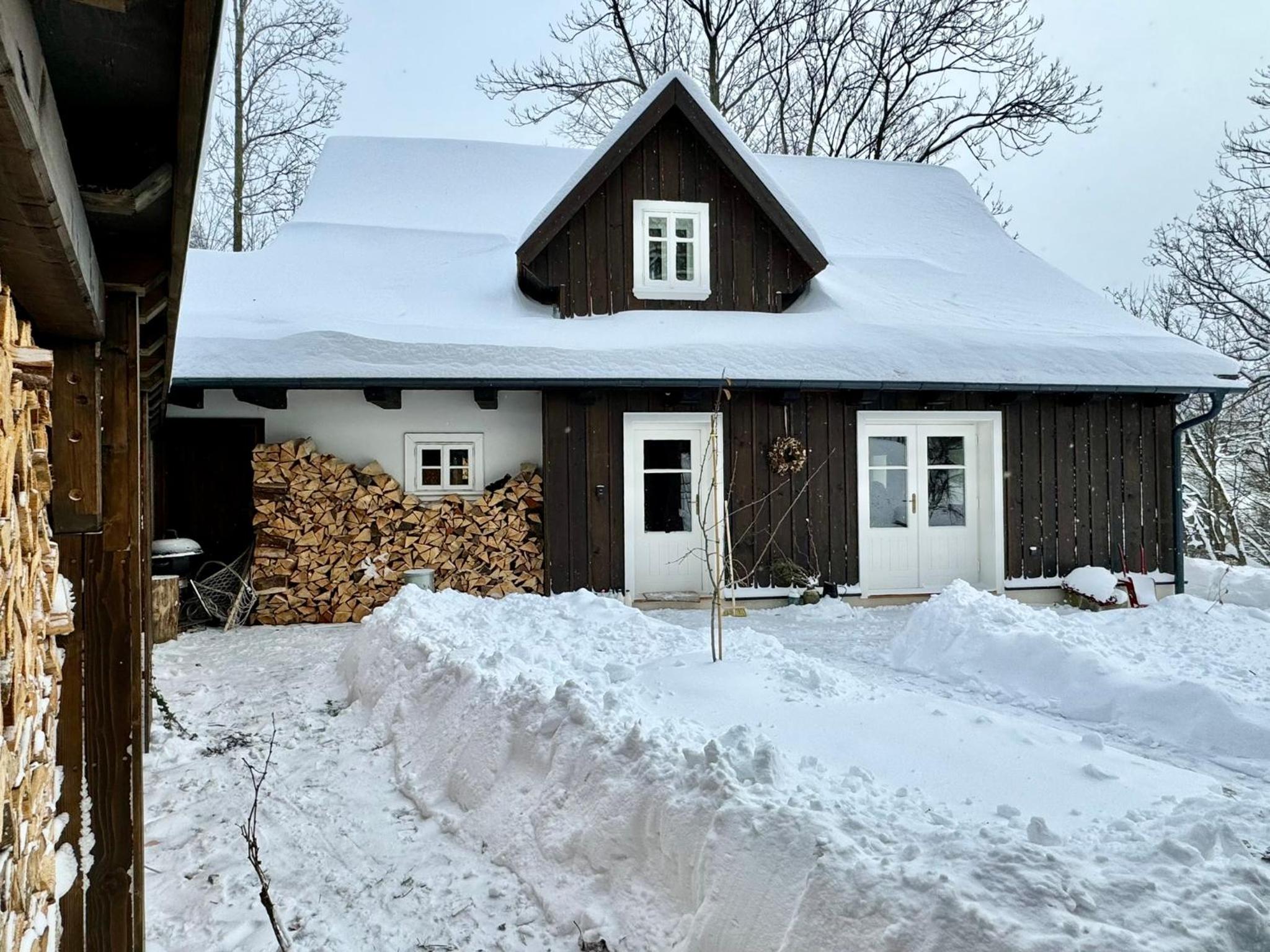 Chaloupka Dvě Sestry