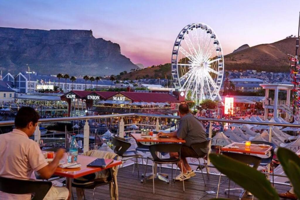 Camps Bay Studio with private patio view 4