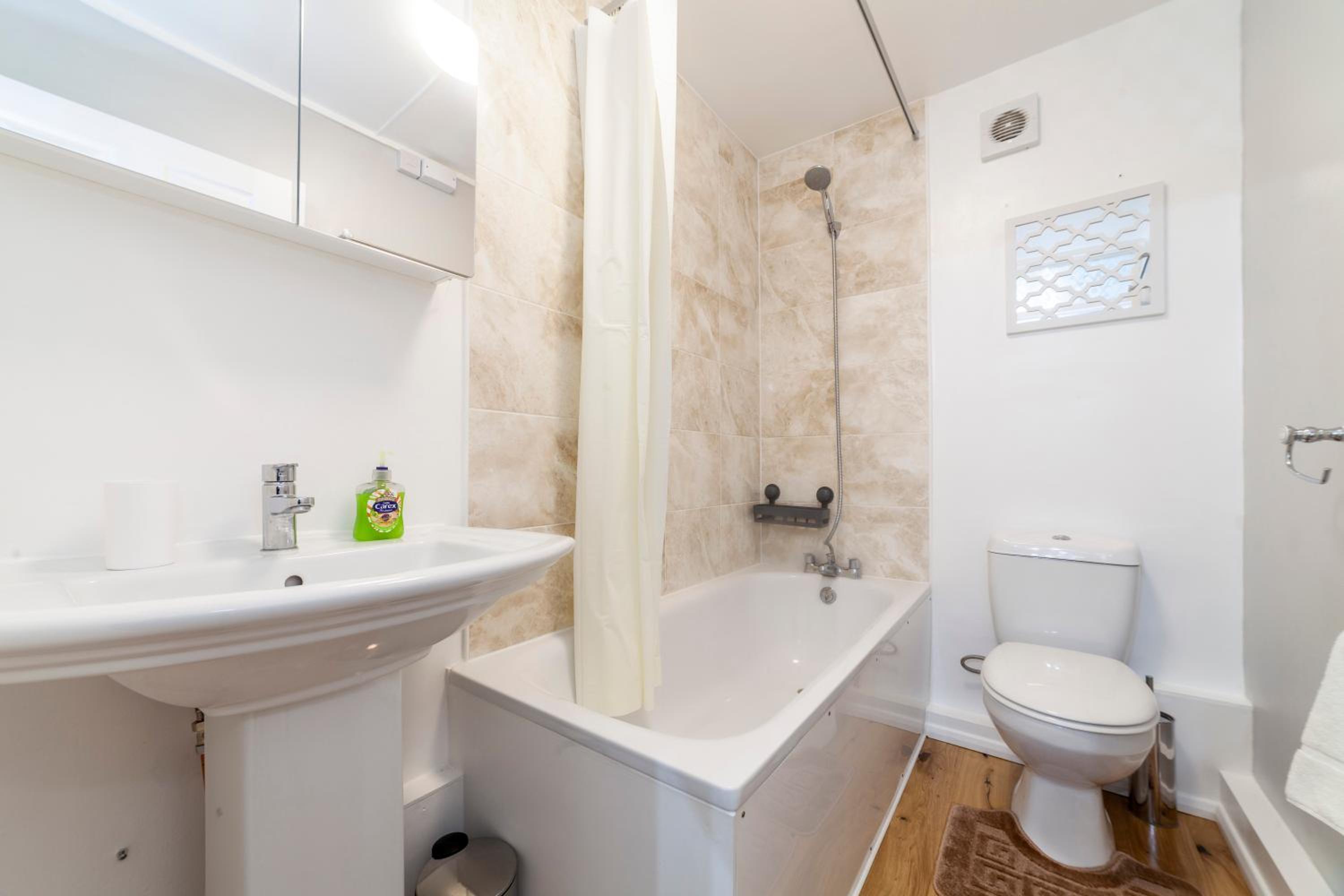 Amazing 1 BR apartment, Barons Court