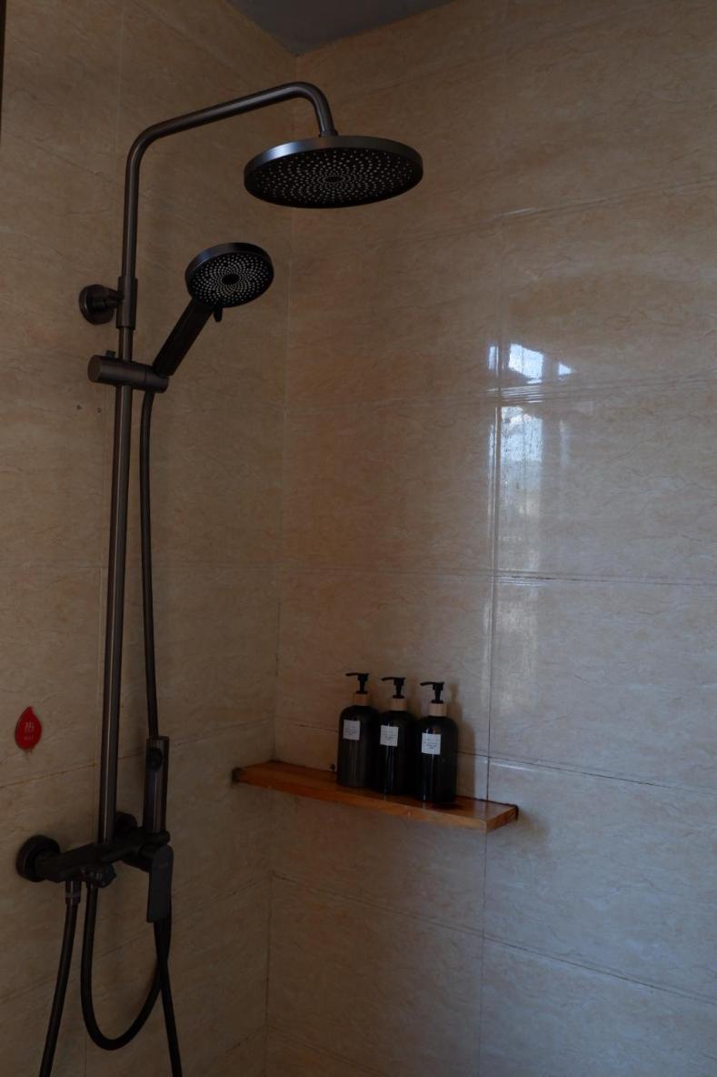 Dali Buxianshan Guesthouse-in Dali ancient city, free coffee, english speaking employee
