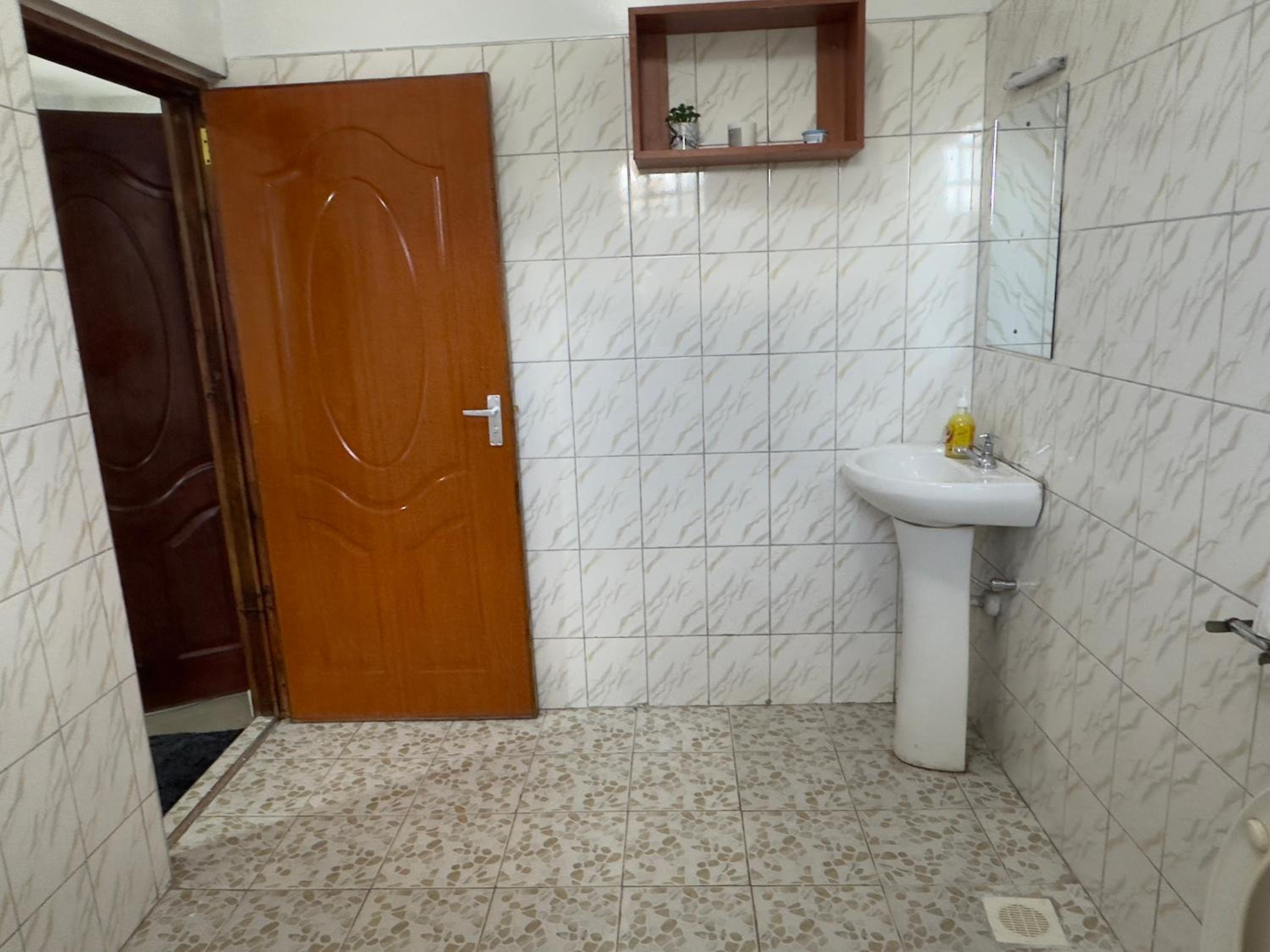 Serene 2 Bedrooms Apartment view 2
