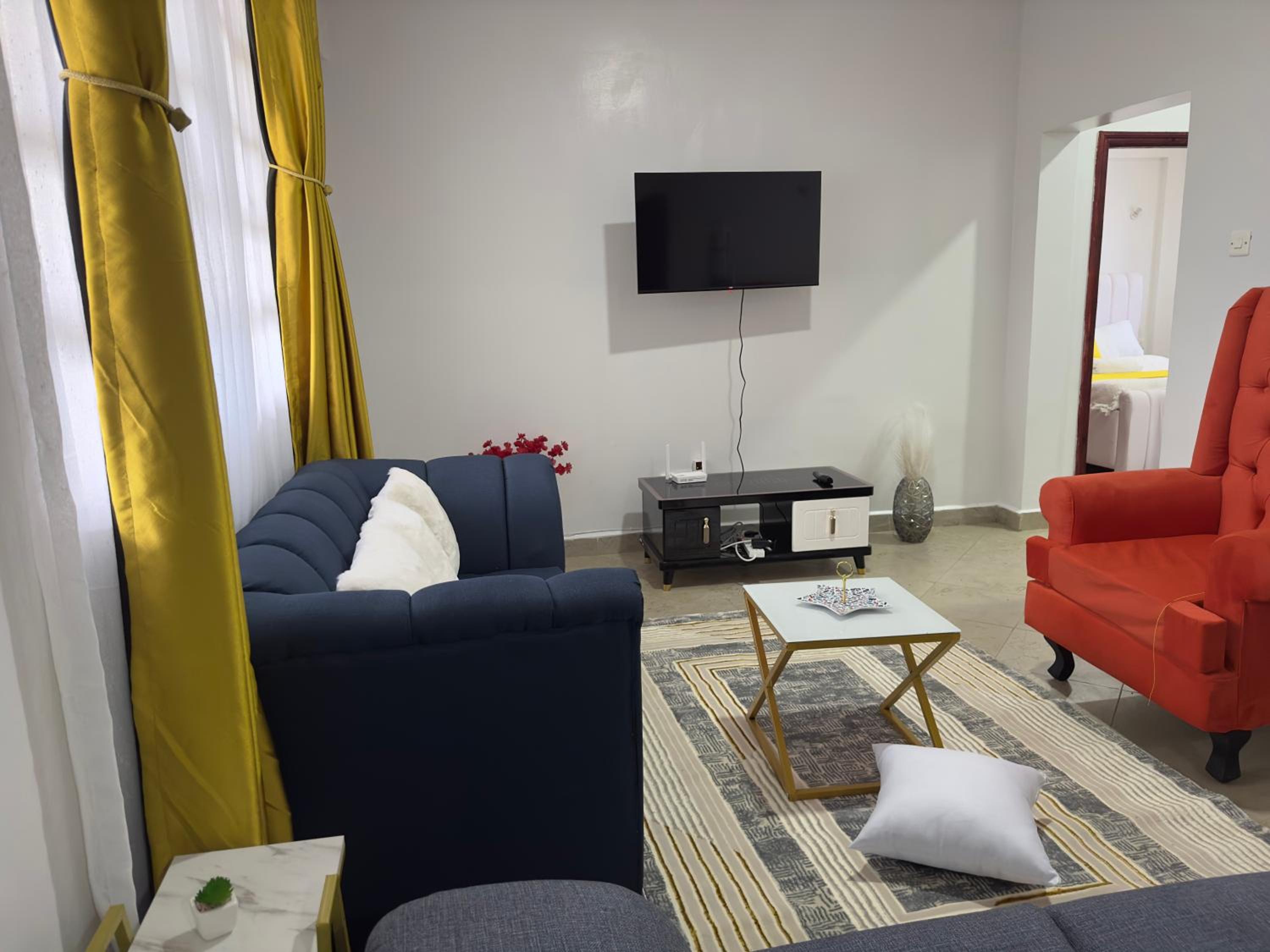 Serene 2 Bedrooms Apartment view 4