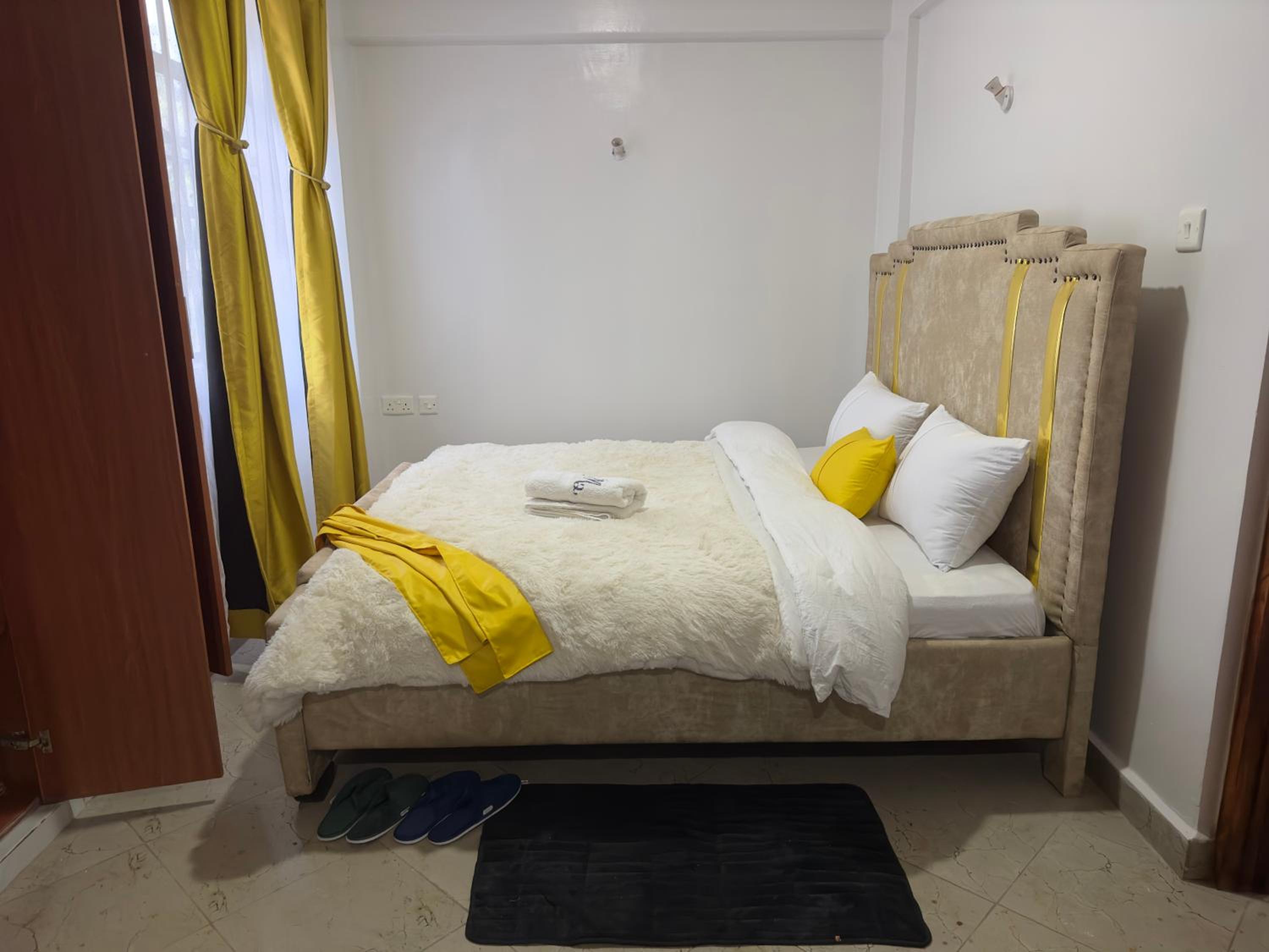 Serene 2 Bedrooms Apartment view 3