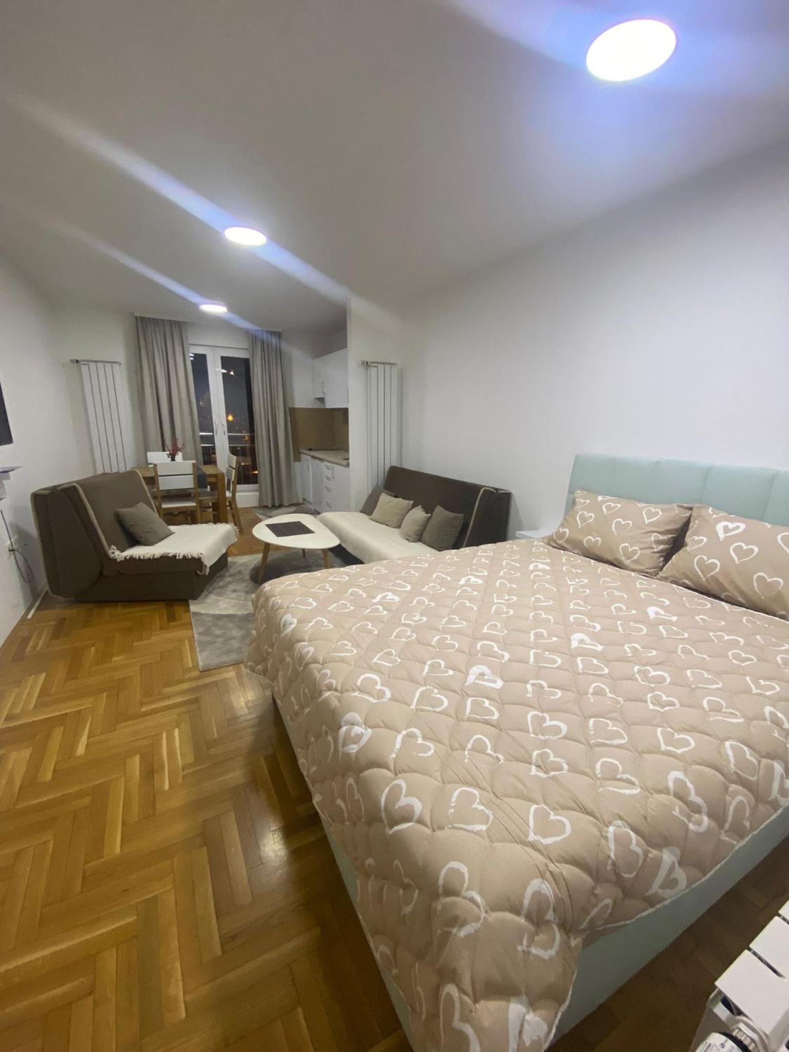 APARTMAN NICE