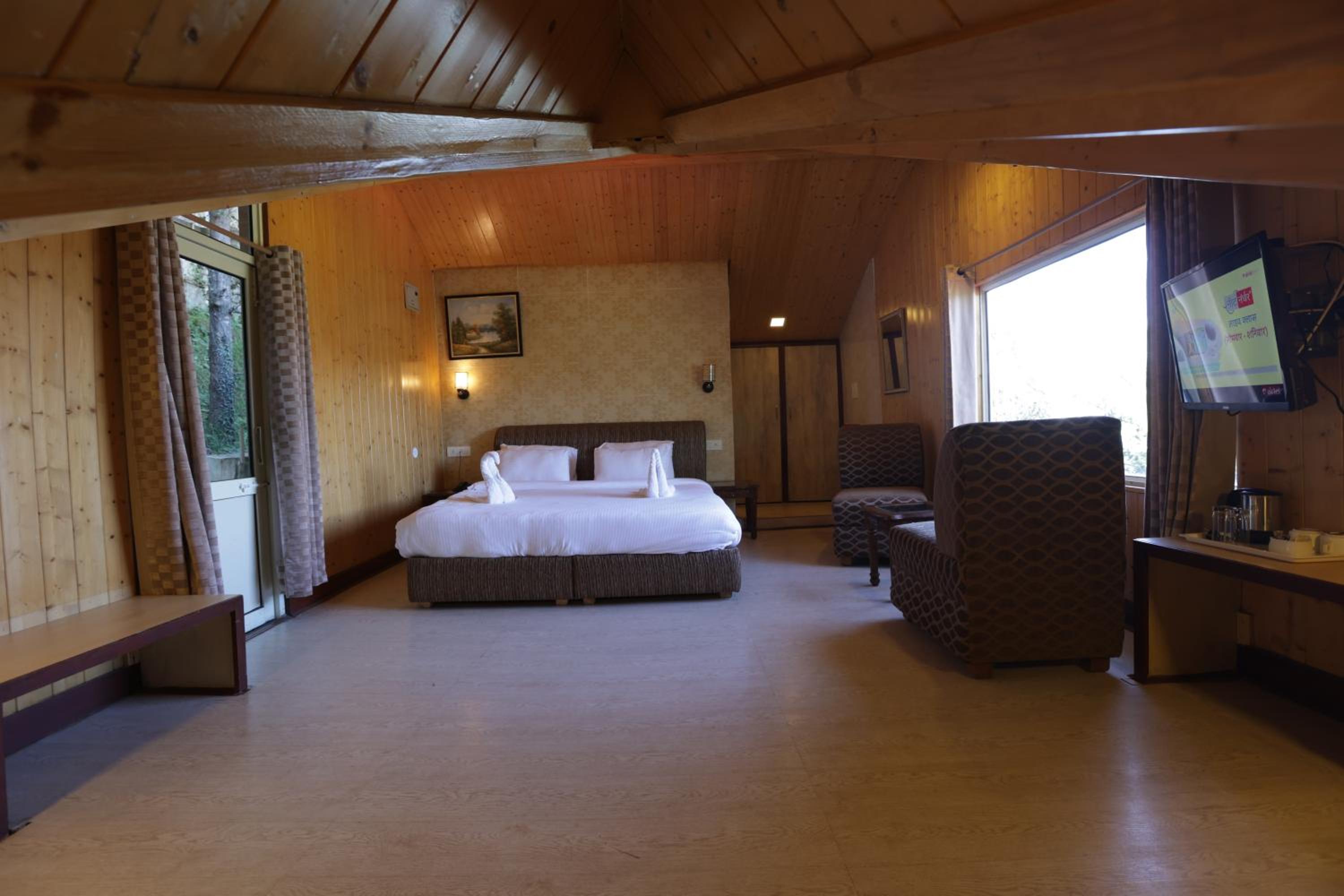 KVR Clarks Inn, Kufri