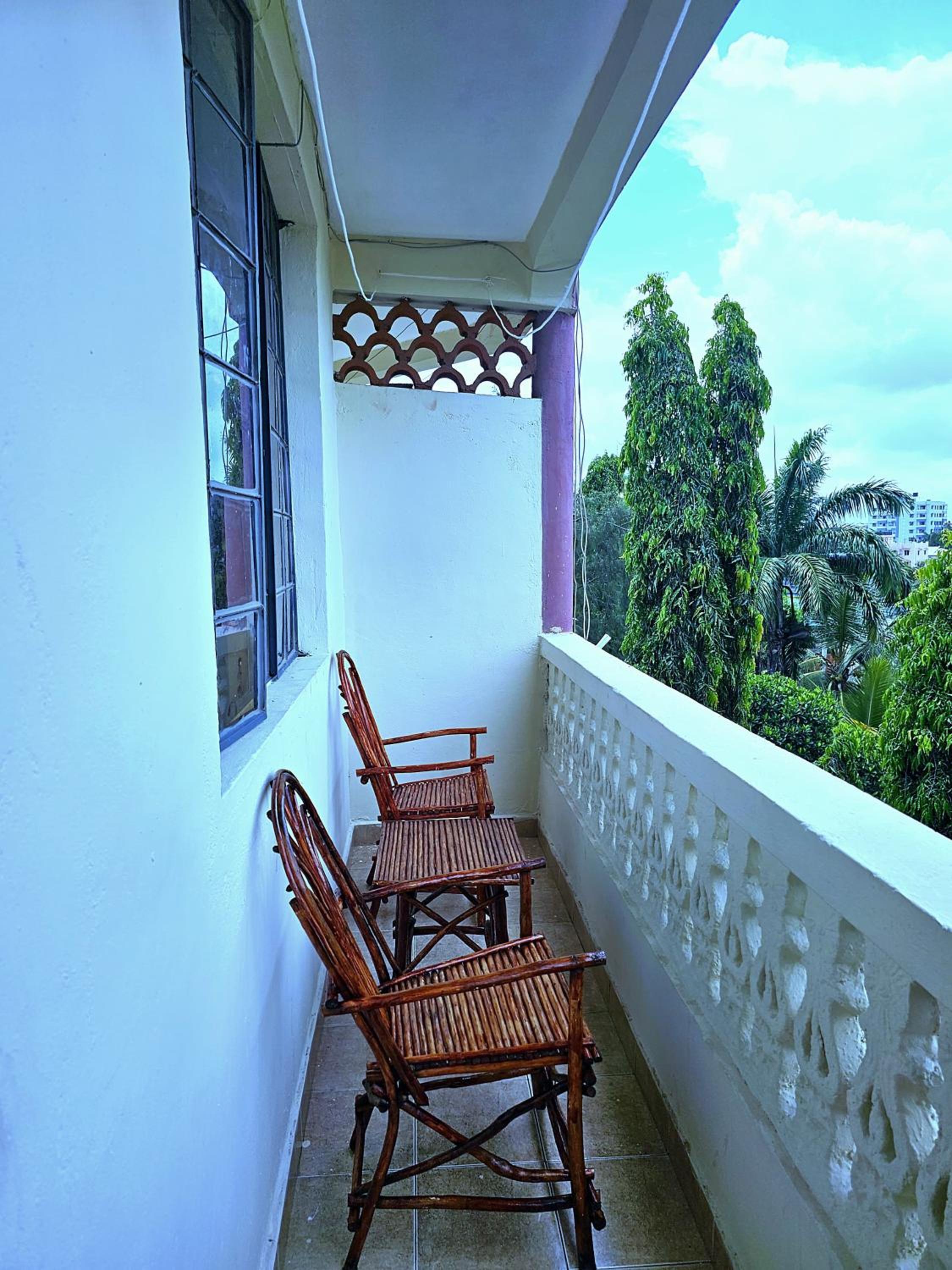 Chremma homes, 1 BR, Wi-Fi, Near beach, Bamburi view 3