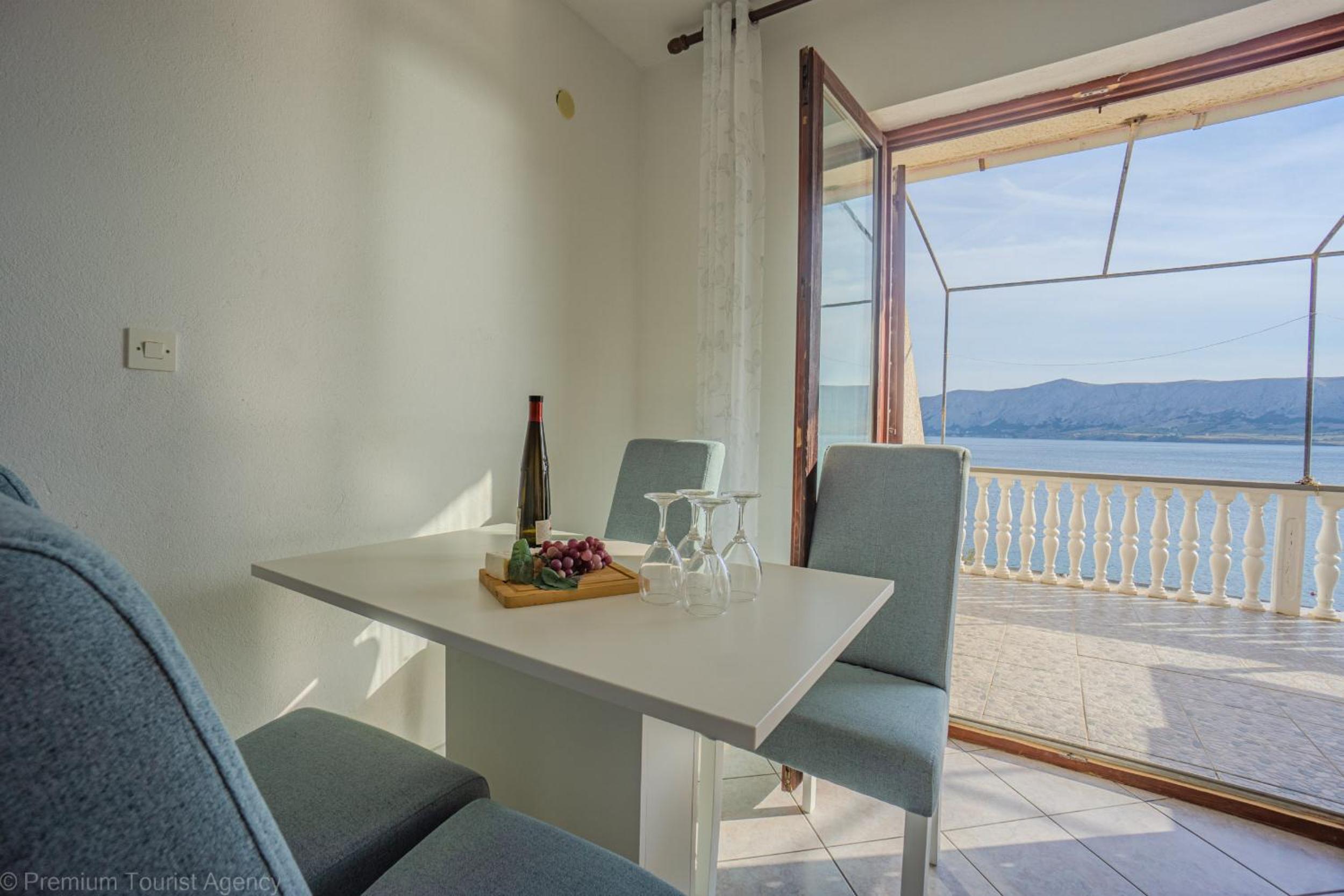 Bepic Quiet location on a beautiful bay