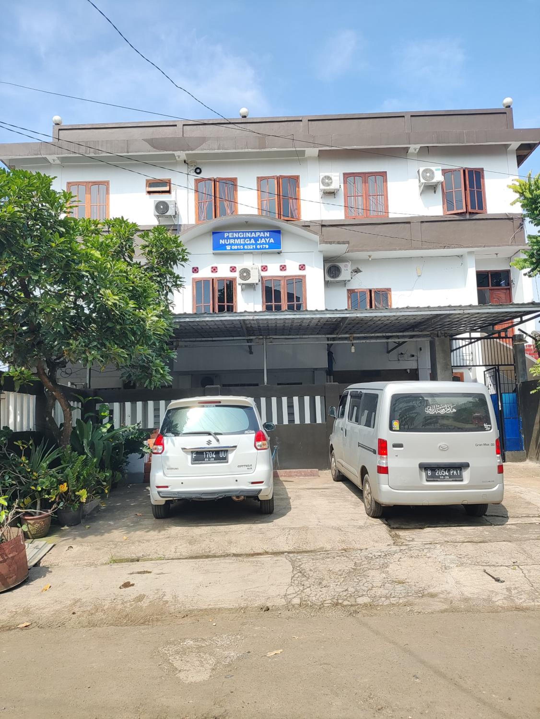 Penginapan Nurmega jaya view 3