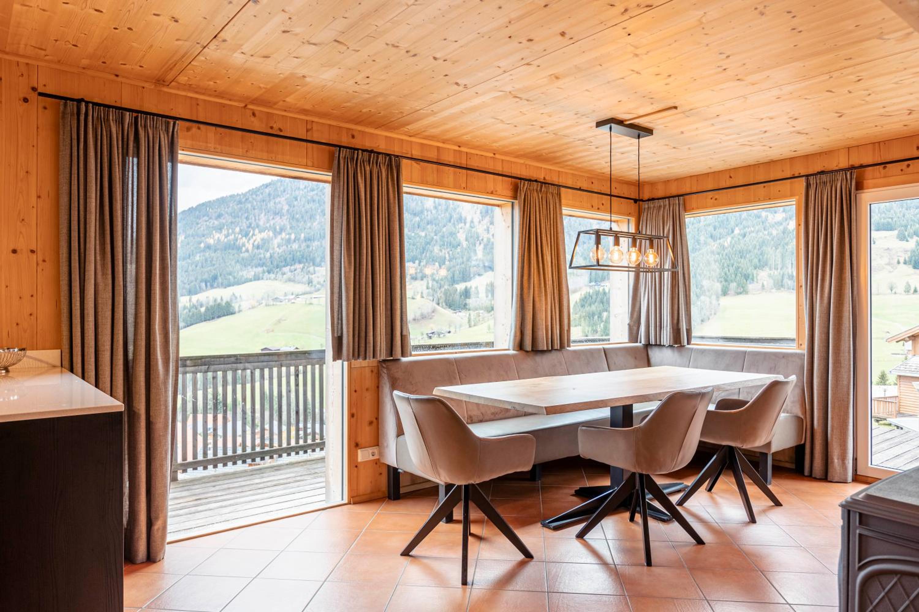 Alpendorf Dachstein West by ALPS RESORTS