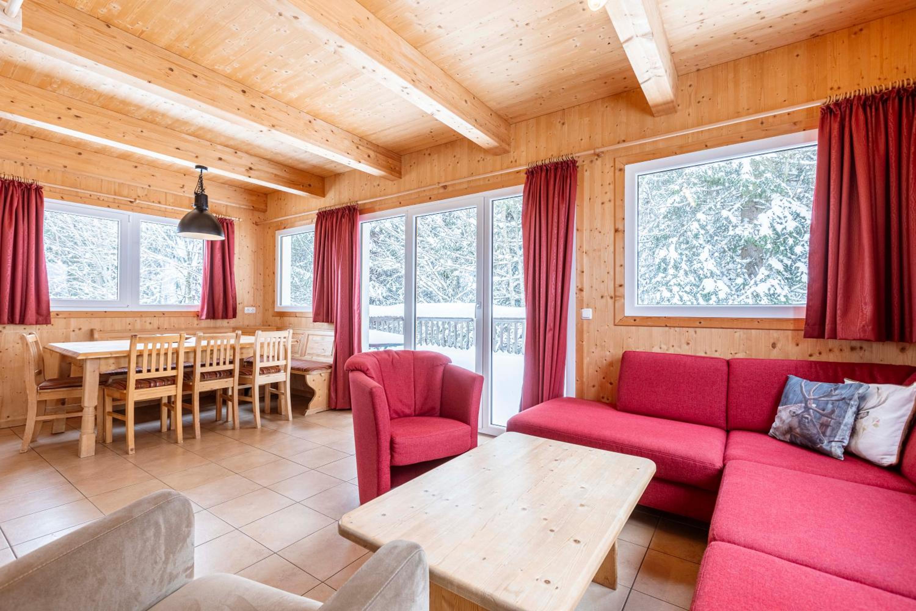 Alpendorf Dachstein West by ALPS RESORTS