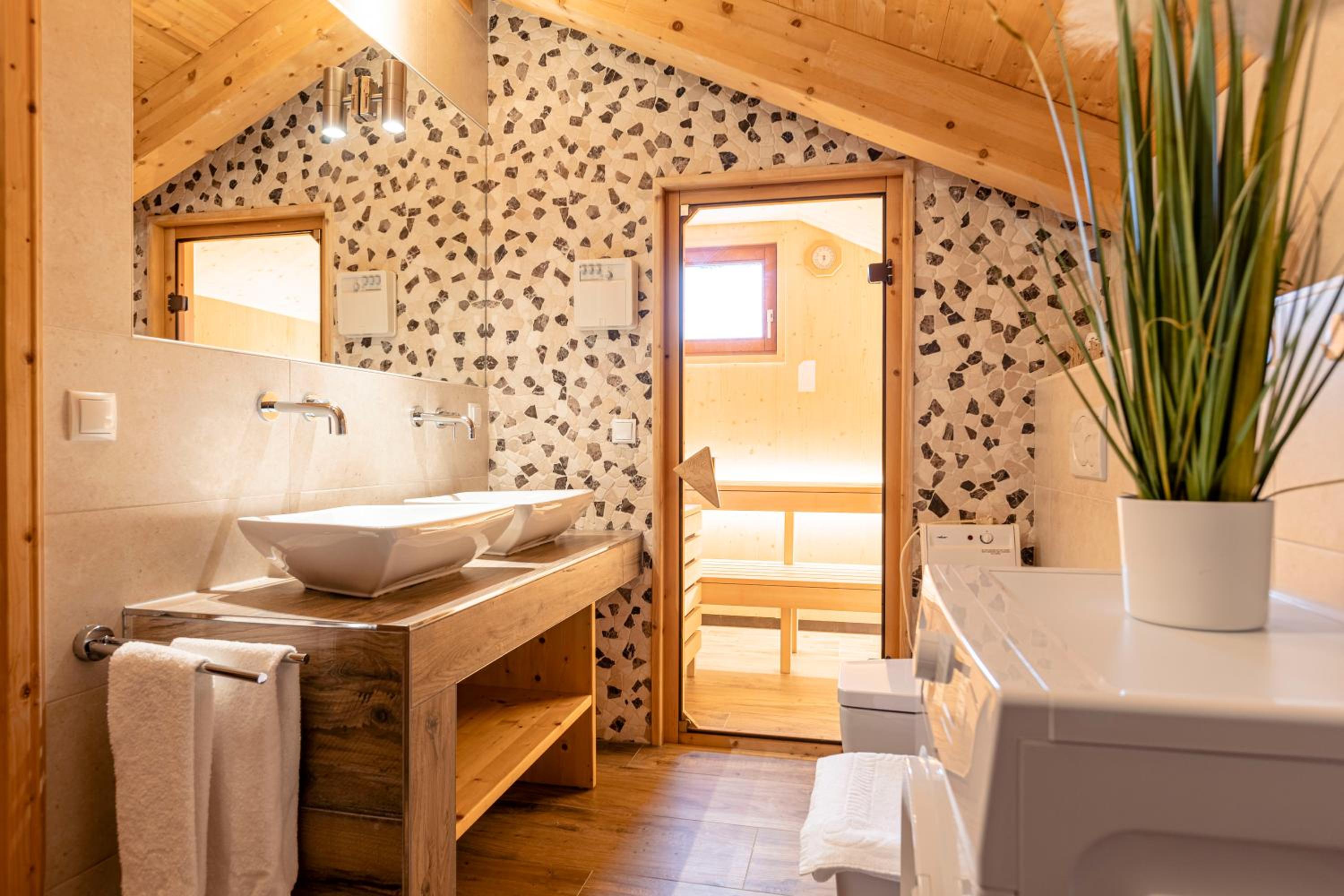 Alpendorf Dachstein West by ALPS RESORTS
