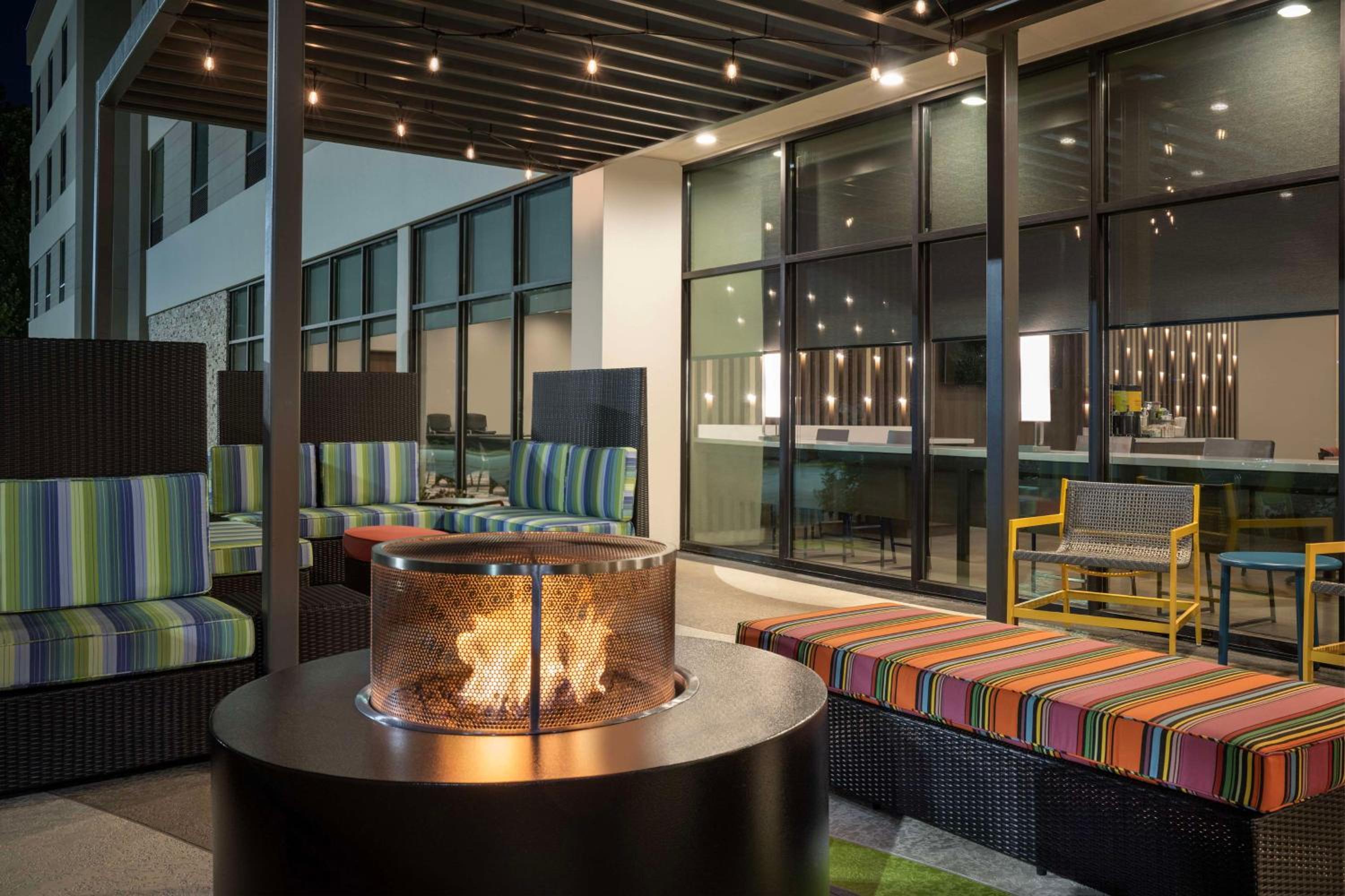 Cullman Vacations - Home2 Suites By Hilton Cullman - Property Image 4