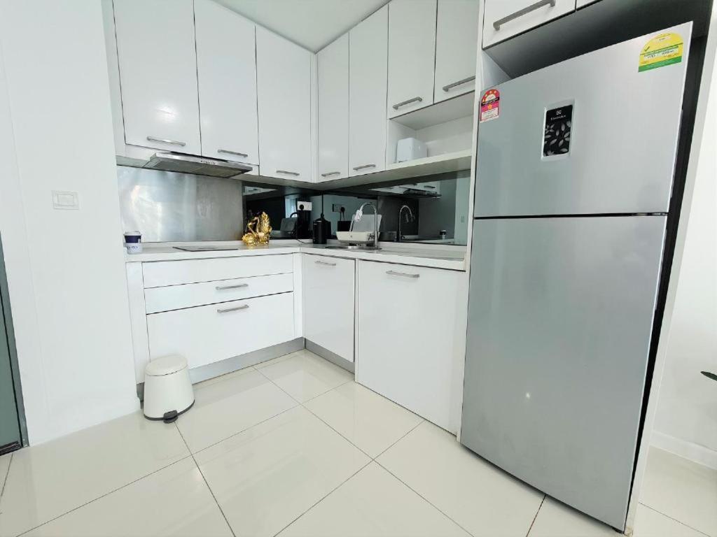 Mercu Summer Suites Bukit Bintang Kuala Lumpur Apartment