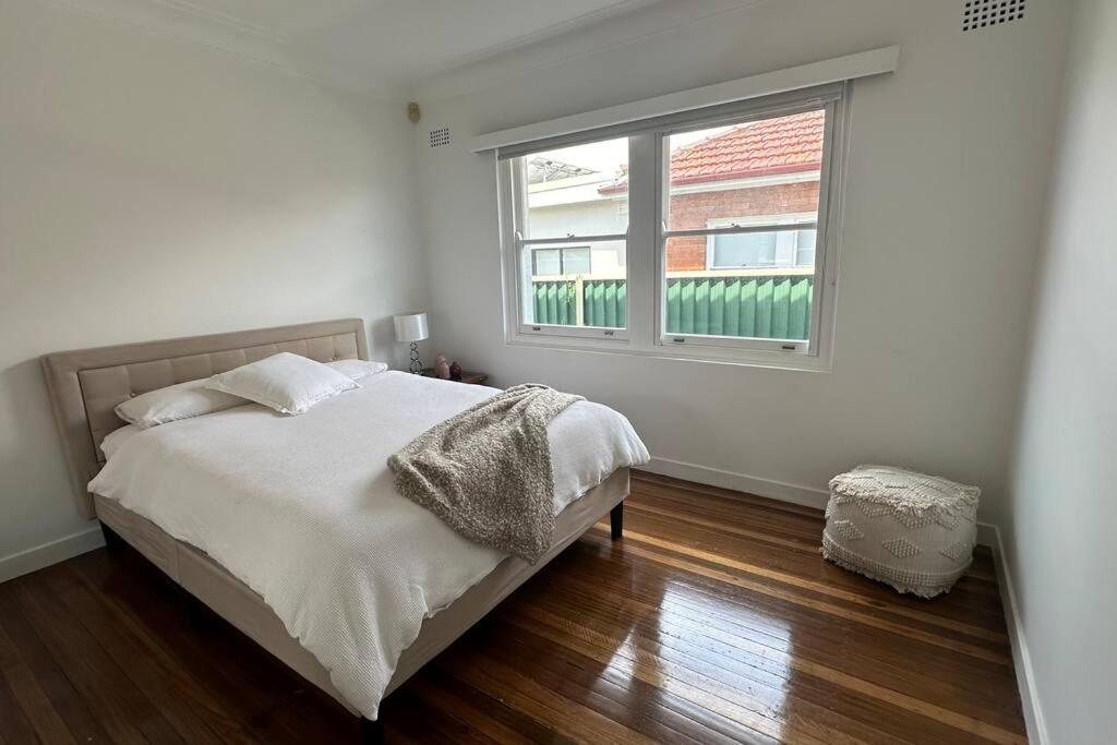 Delightful Home with Amazing city views!
