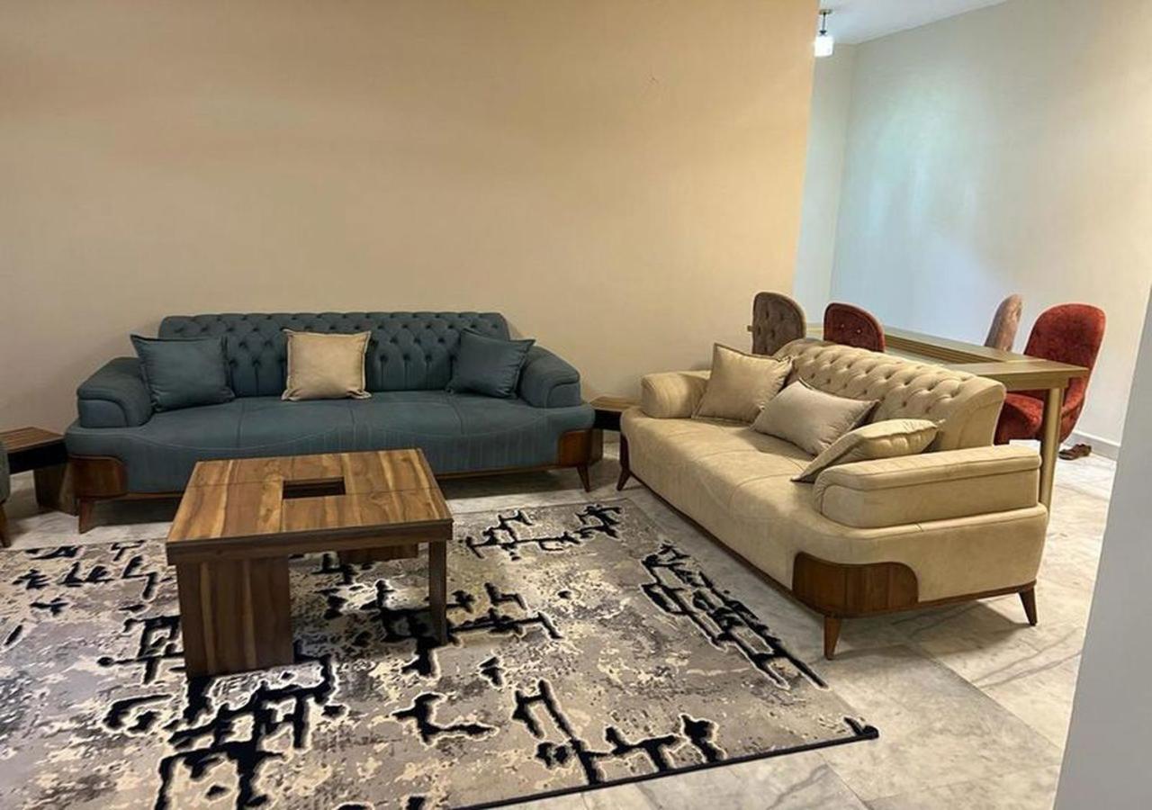 fully furnished apartment in casa beverly hills