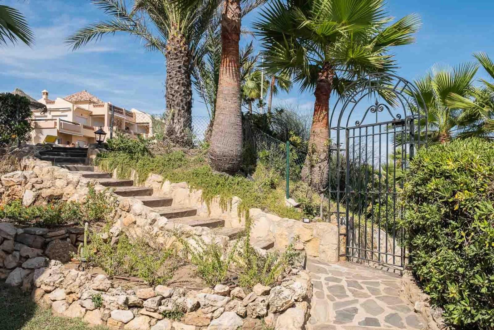 La Joya Seafront by Alfresco Stays