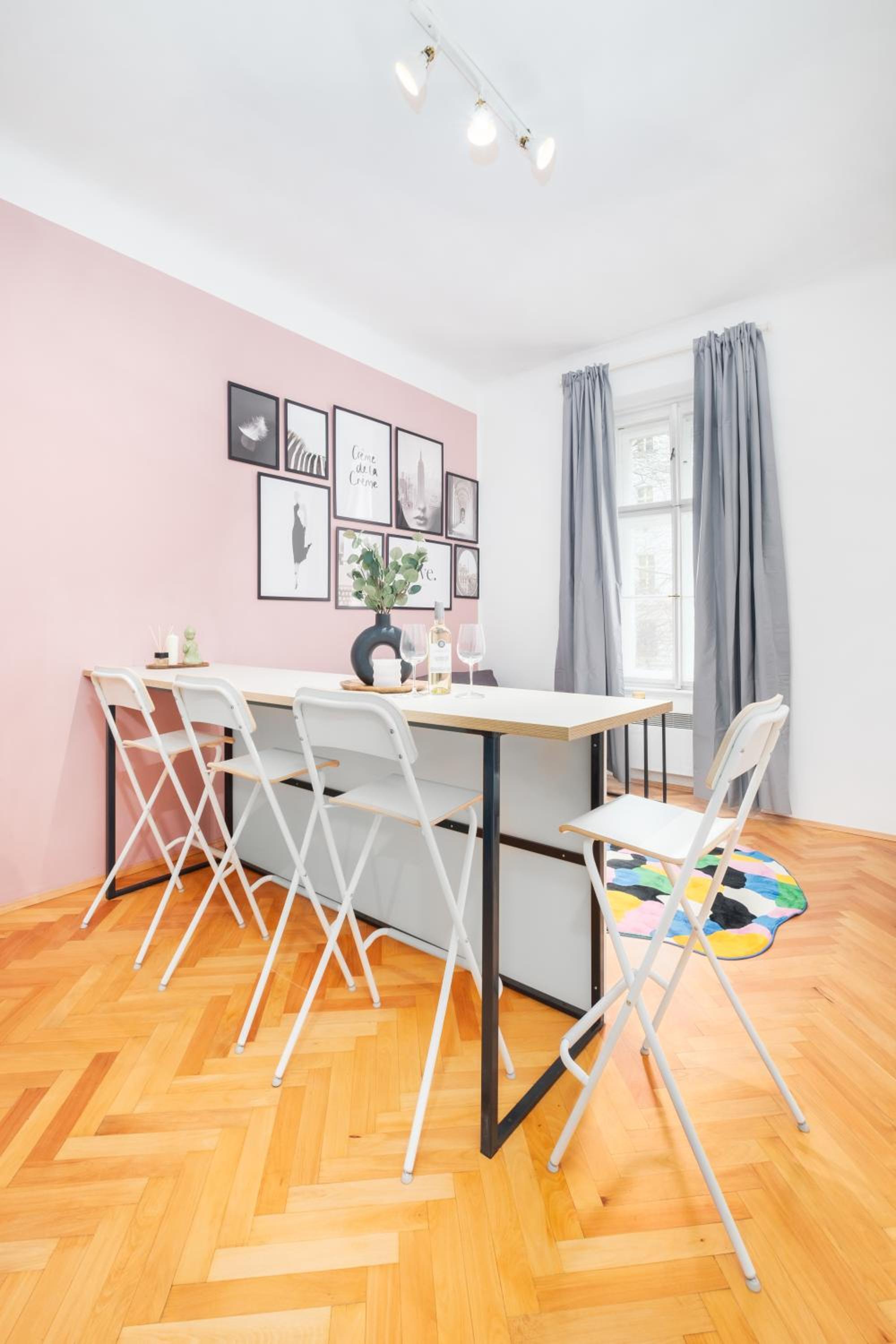 Prague Days - Modern Apartments just 7 min from Wenceslas Square