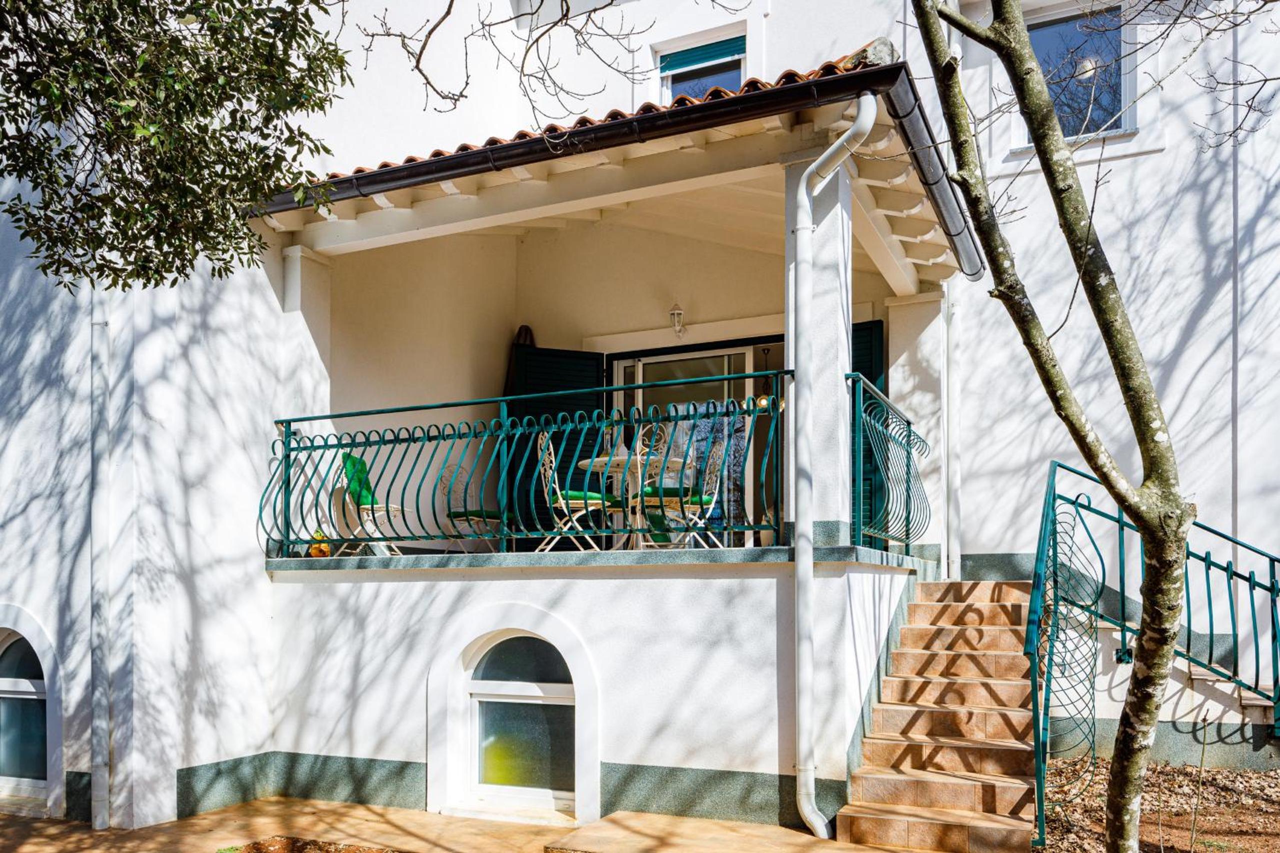 Villa Laura in Medulin for 8 persons only 1.5 km from the beach