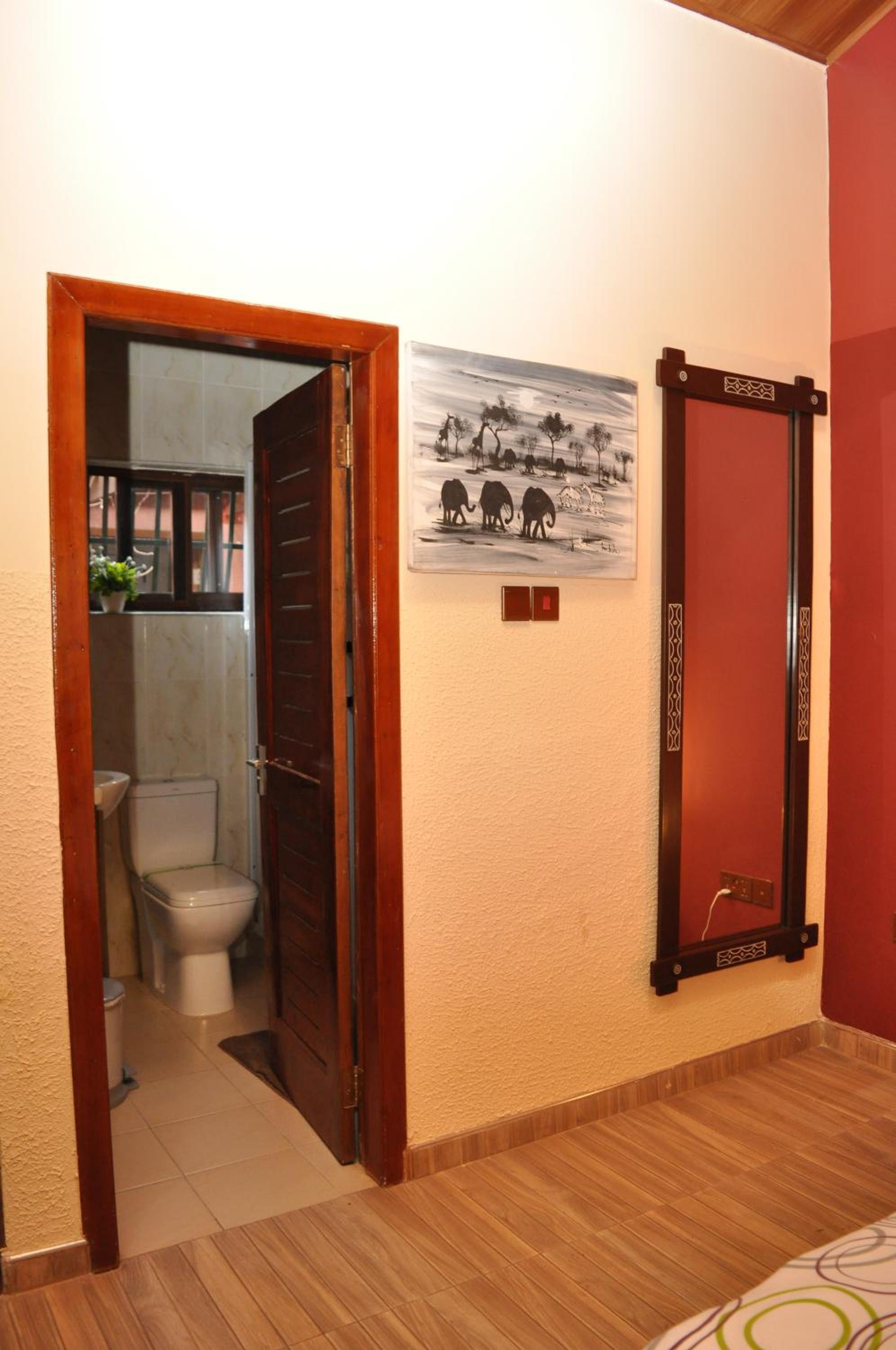 Santa Monica Home Lodge