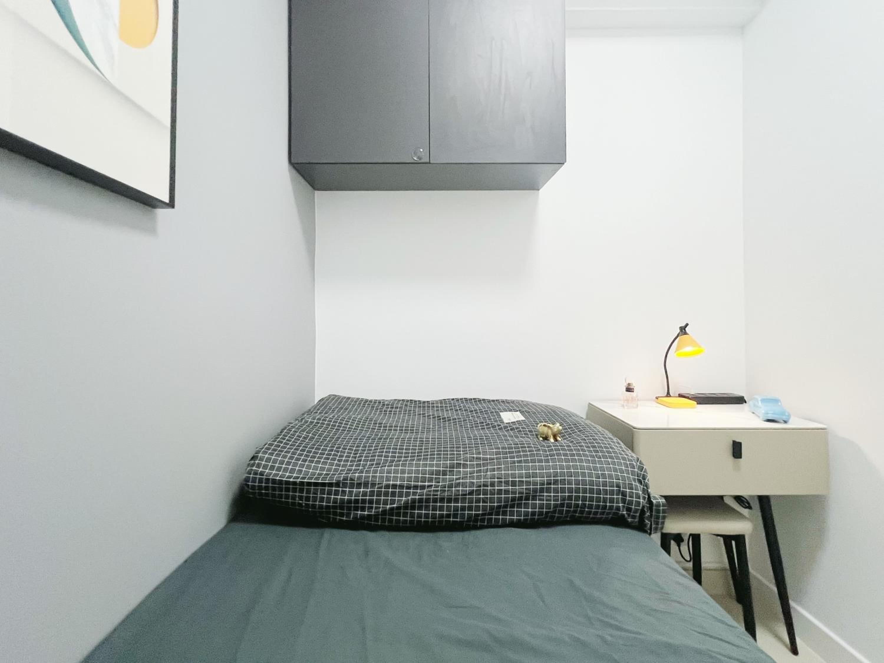 Student Accommodation - 5 Man Cheong Street