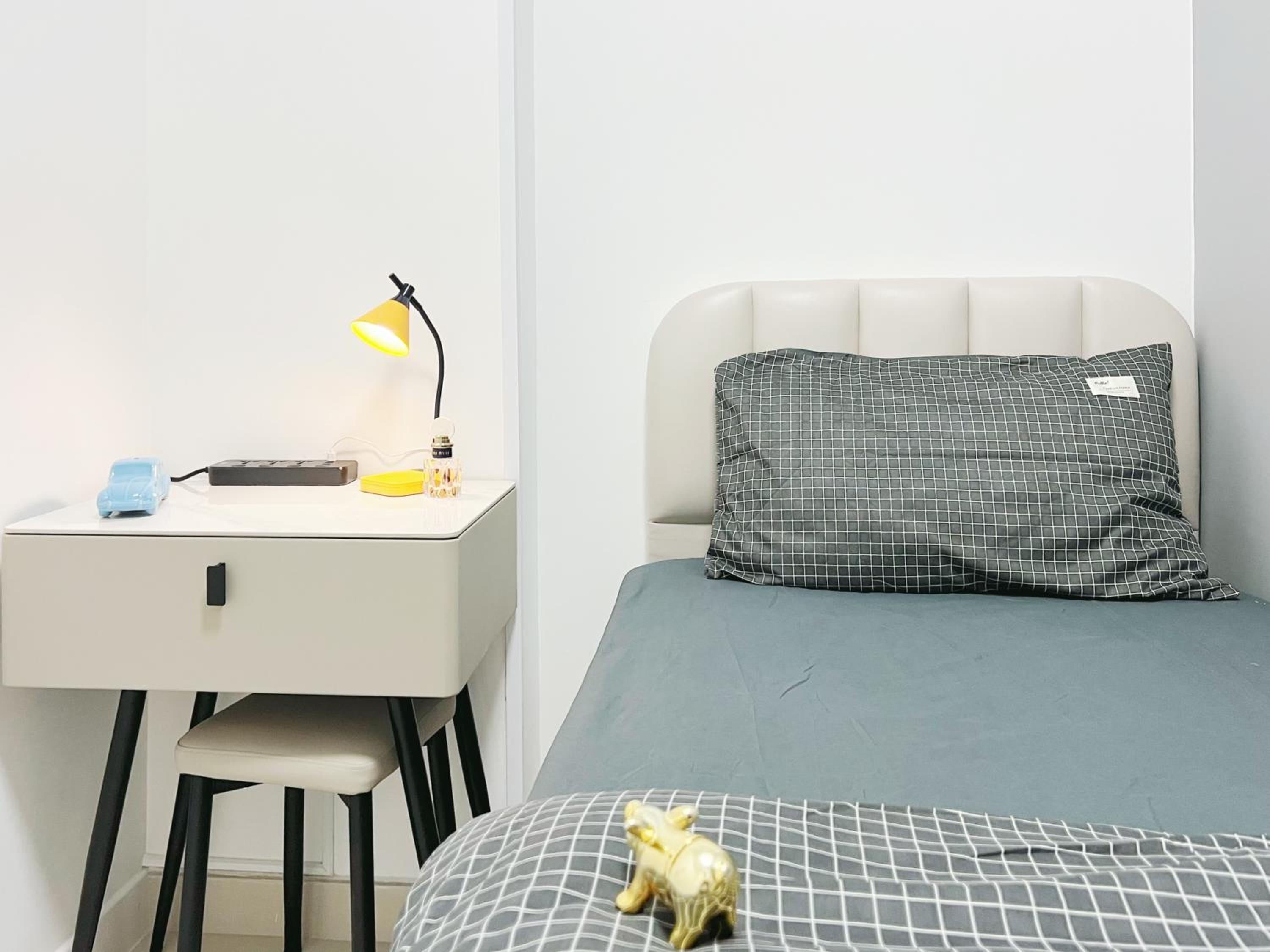 Student Accommodation - 5 Man Cheong Street