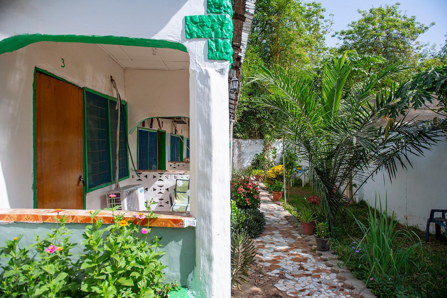 Happy Corner Lodge Janjangbureh