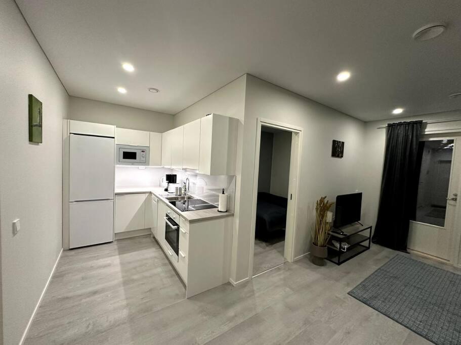 Kotimaailma apartments#2 Uusi kaksio keskustassa