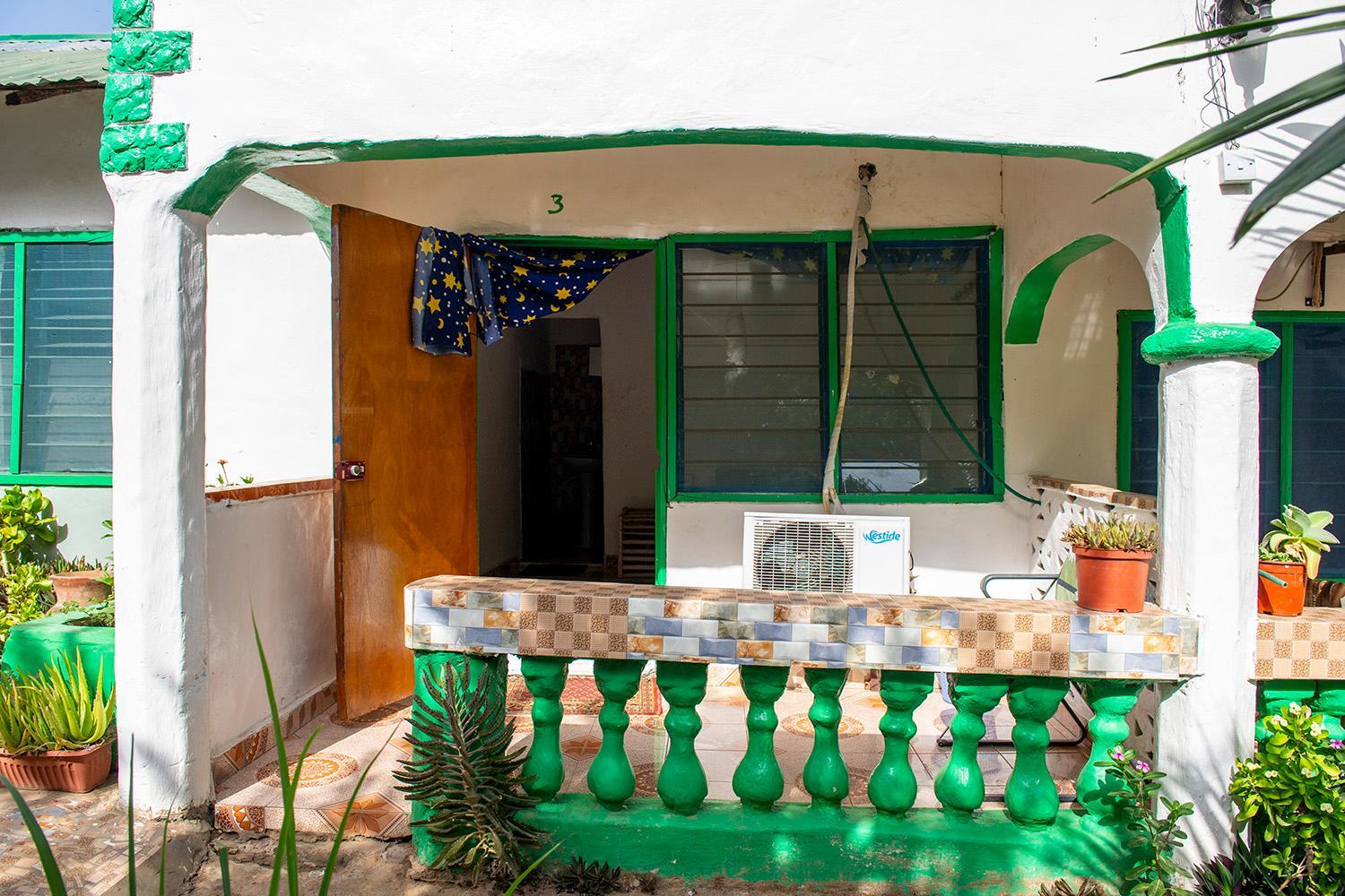 Happy Corner Lodge Janjangbureh