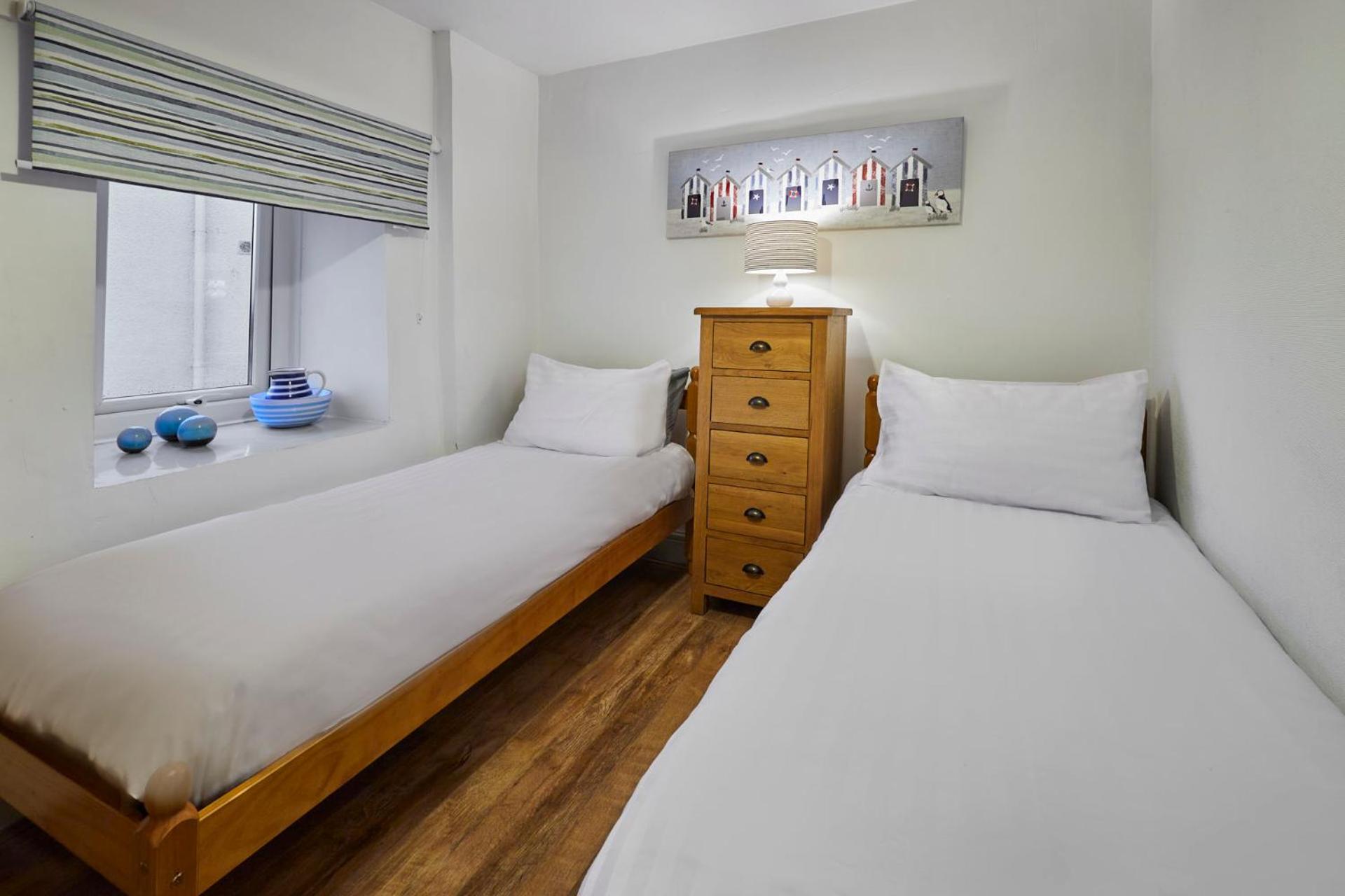 Host & Stay - Camwy Cottage view 4